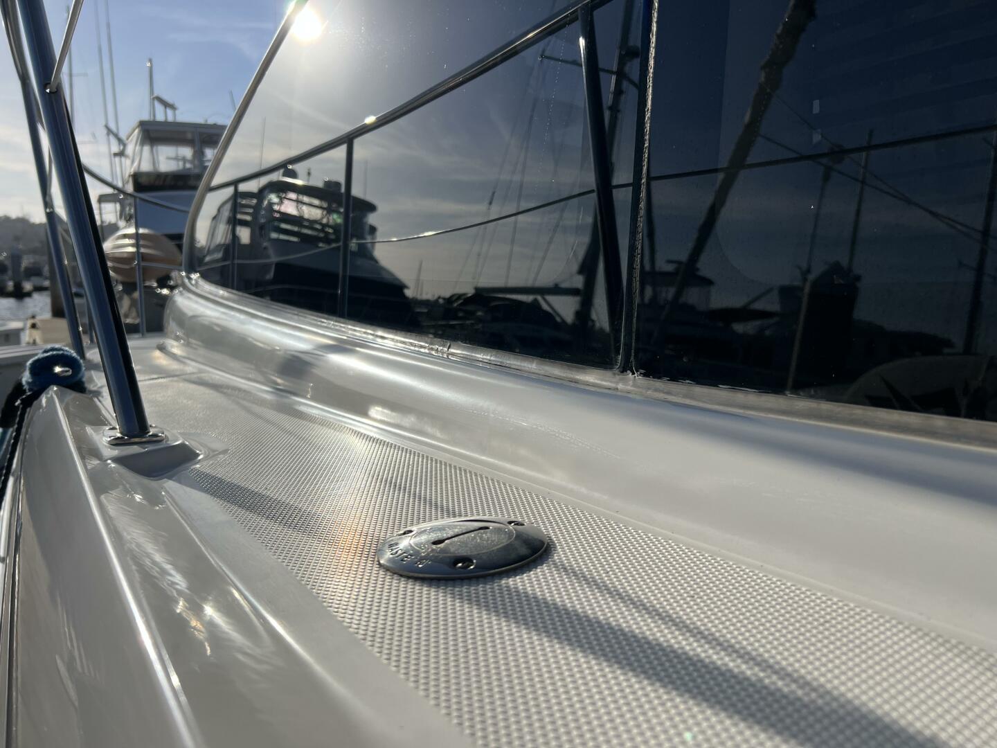 Slide: The Image of Sea Ray 390 Motor Yacht 2005 - 5074113
