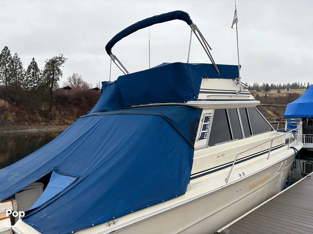 Slide: The Image of Sea Ray 390 Sportfisher 1985 - 15000471