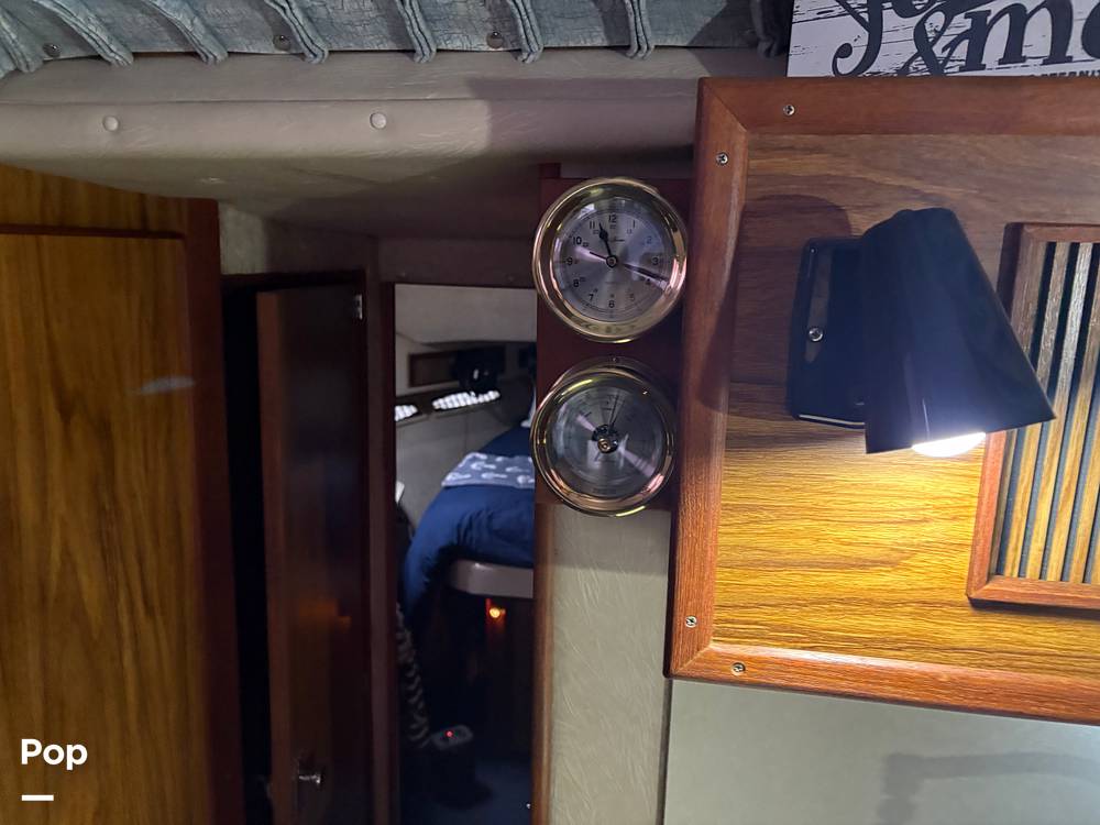 Slide: The Image of Sea Ray 390 Sportfisher 1985 - 15000584