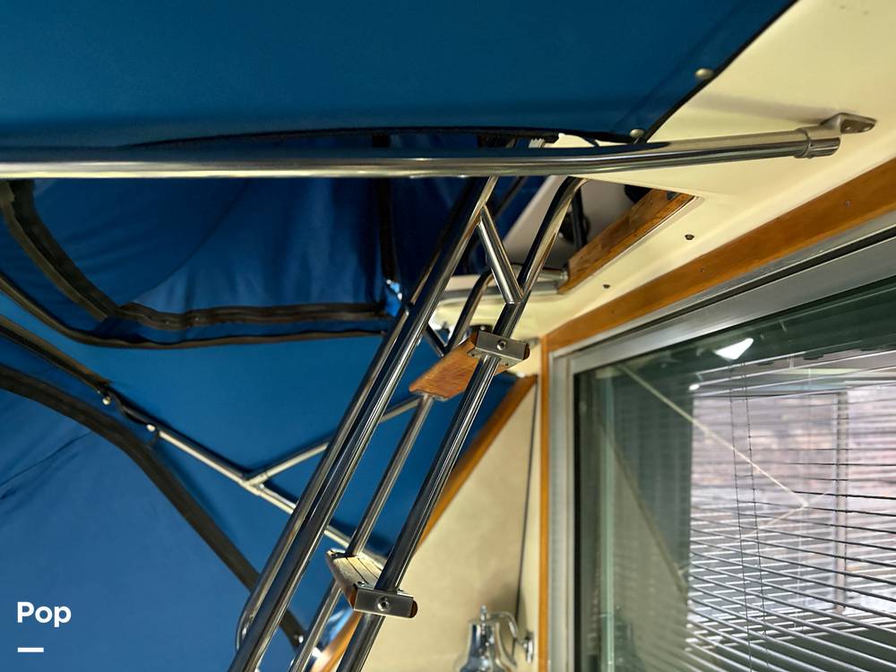 Slide: The Image of Sea Ray 390 Sportfisher 1985 - 15000599