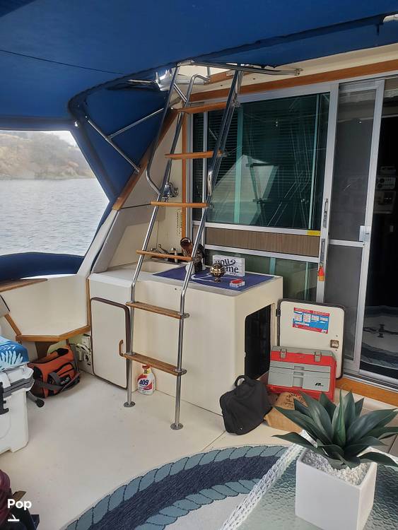 Slide: The Image of Sea Ray 390 Sportfisher 1985 - 14946862