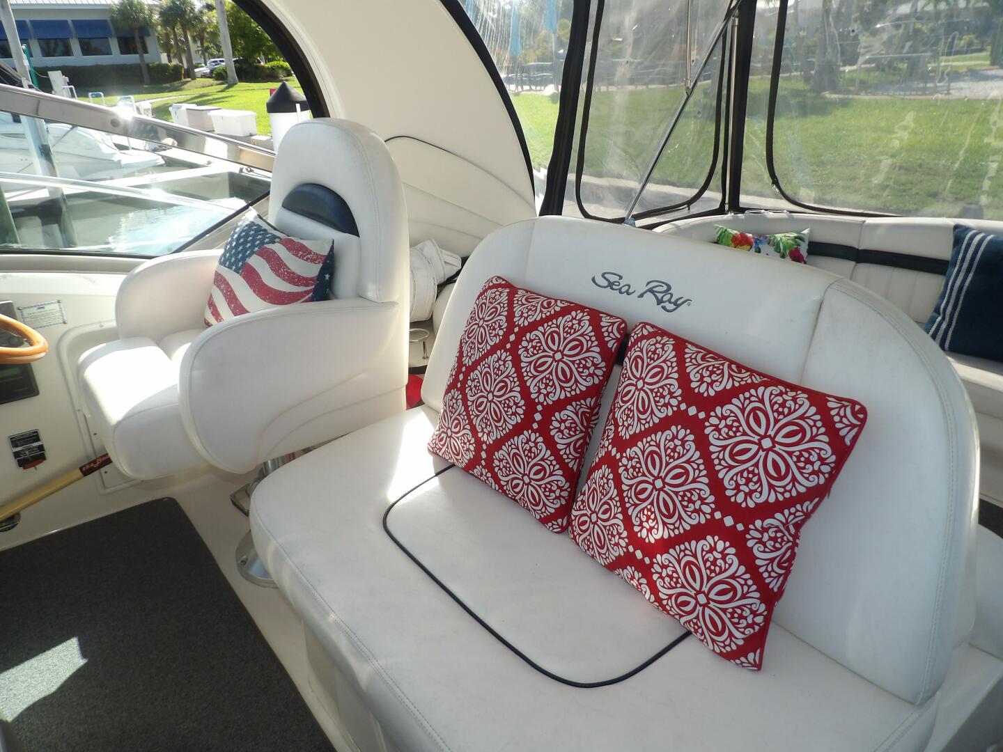 Slide: The Image of Sea Ray 390 Sundancer 2005 - 4488271