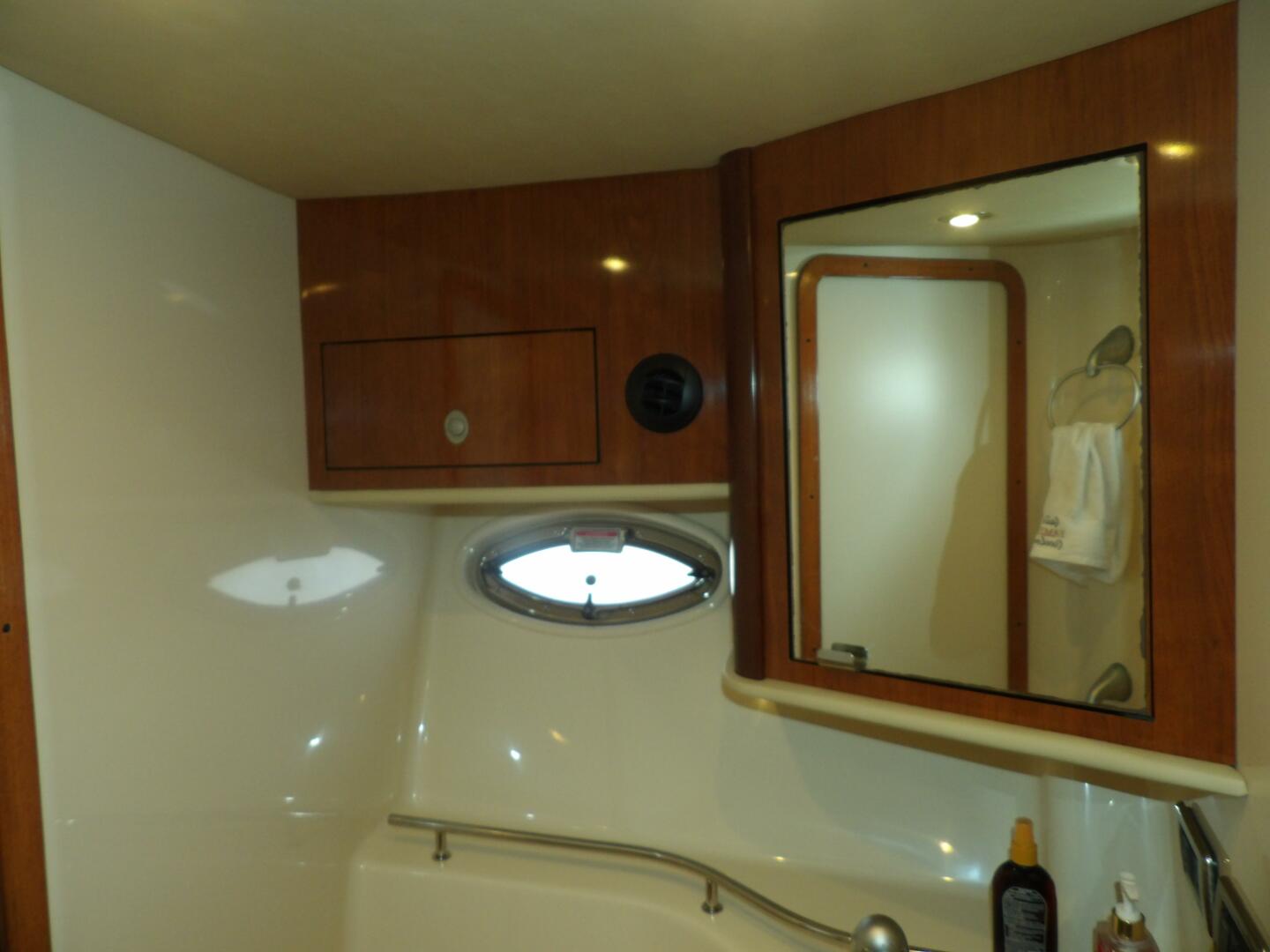 Slide: The Image of Sea Ray 390 Sundancer 2005 - 4488290