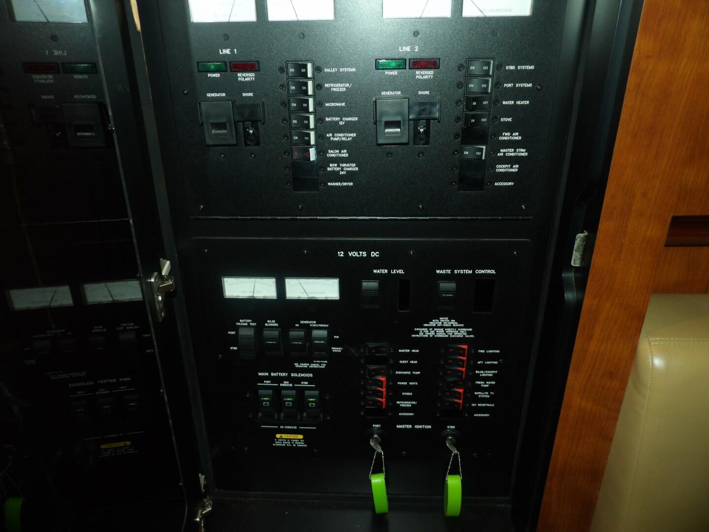 Slide: The Image of Sea Ray 390 Sundancer 2005 - 4488301