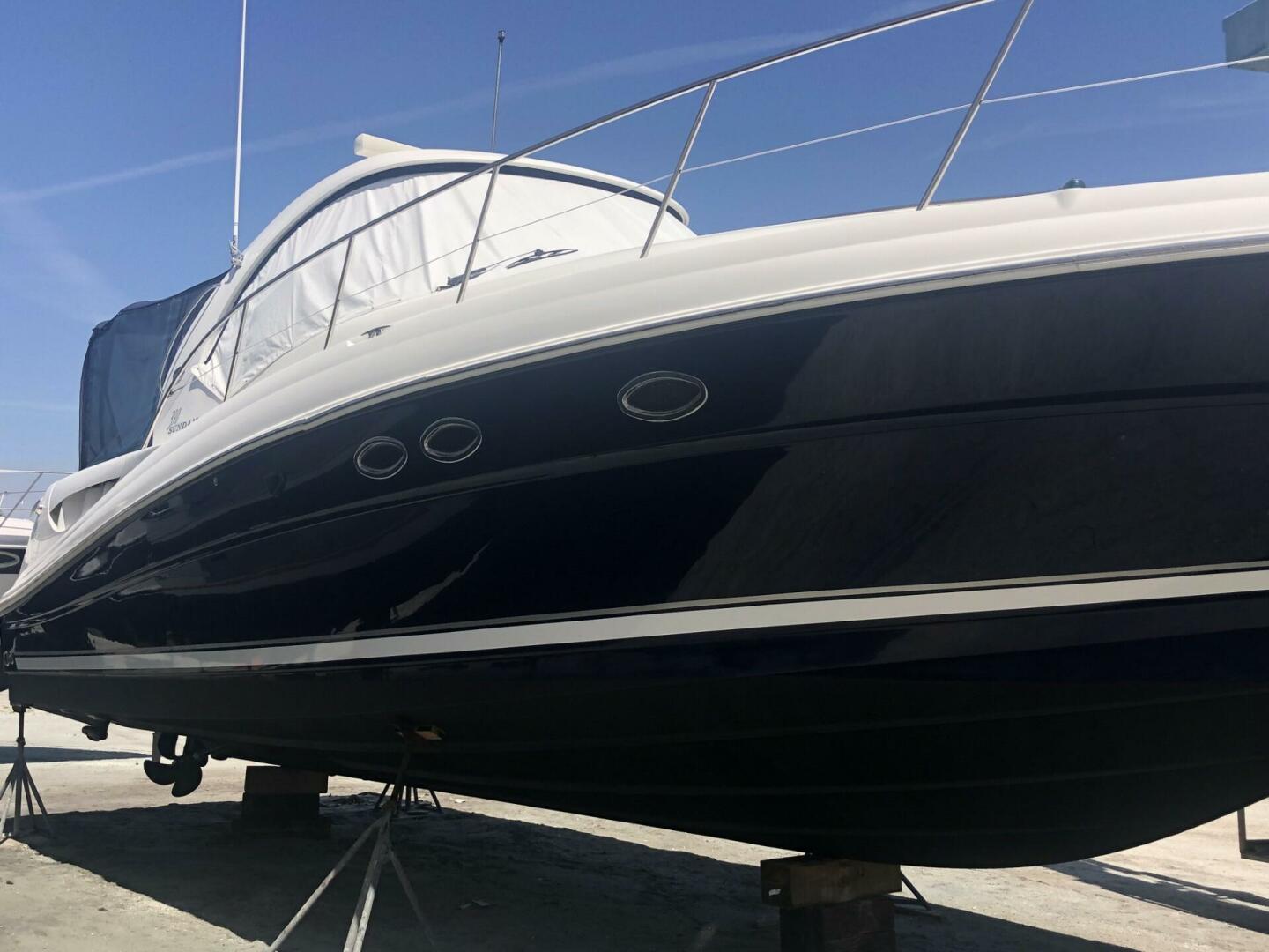 Slide: The Image of Sea Ray 390 Sundancer 2005 - 5148693