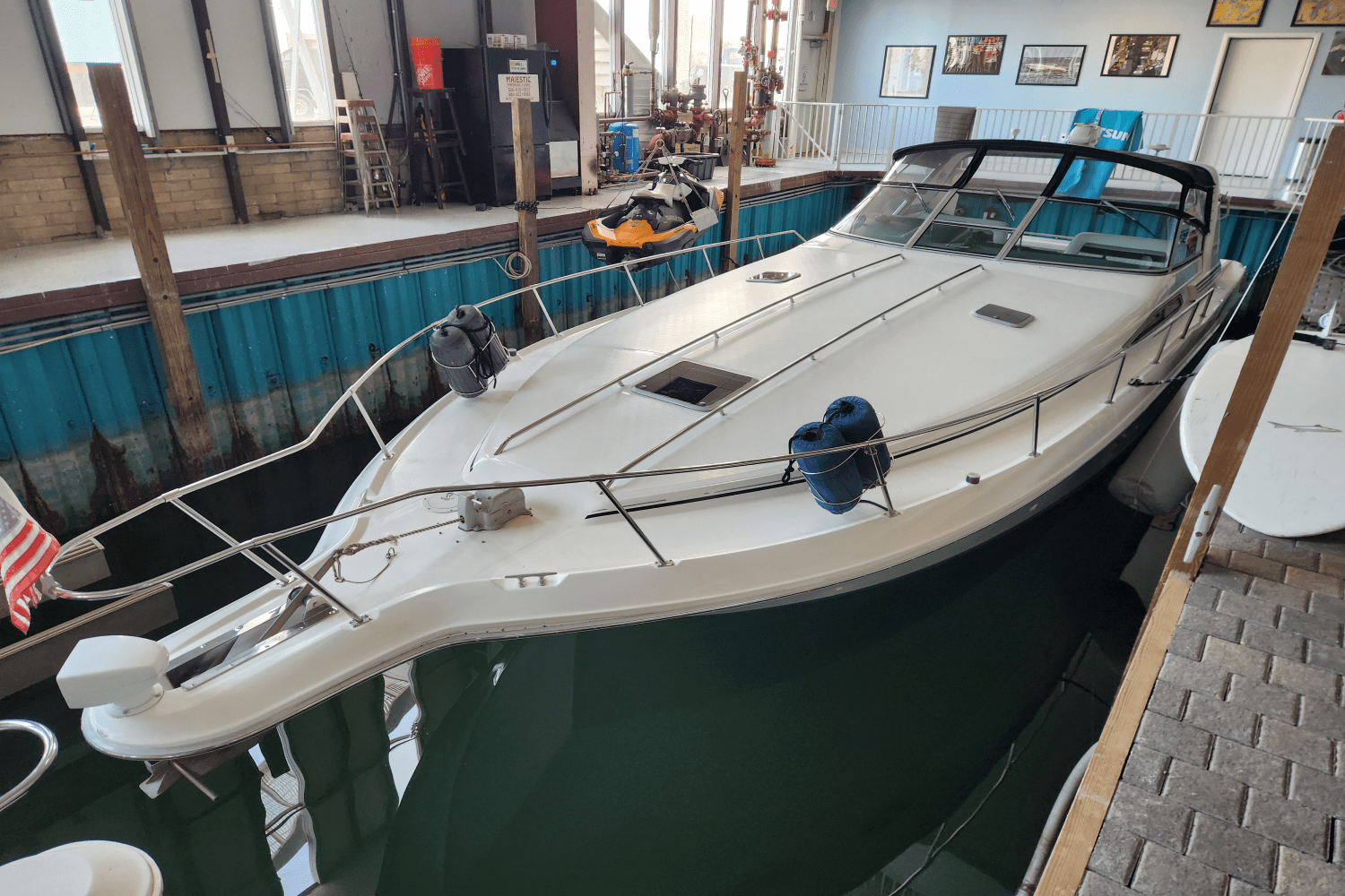 Slide: The Image of Sea Ray 400 EXPRESS 1993 - 0