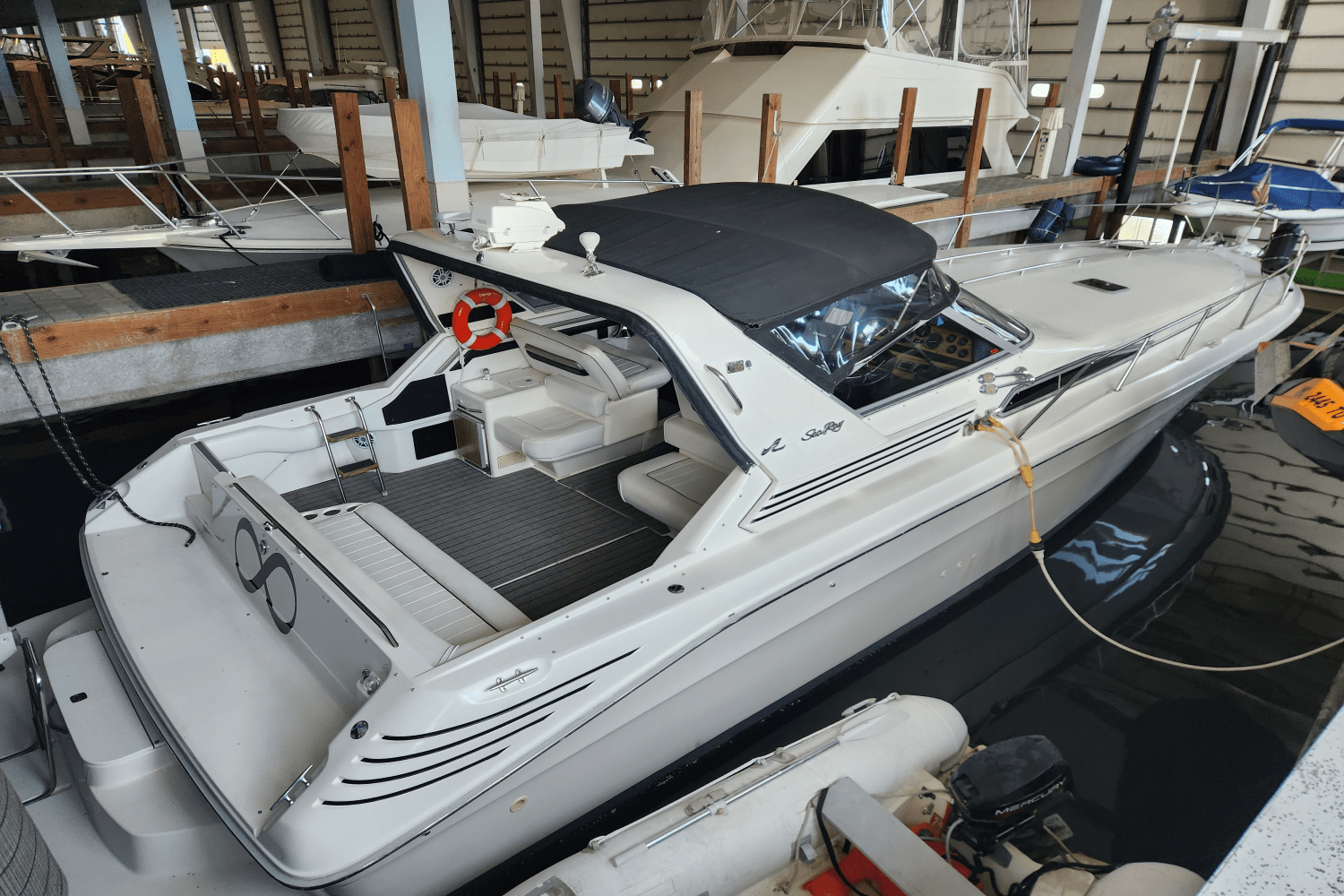 Slide: The Image of Sea Ray 400 EXPRESS 1993 - 2