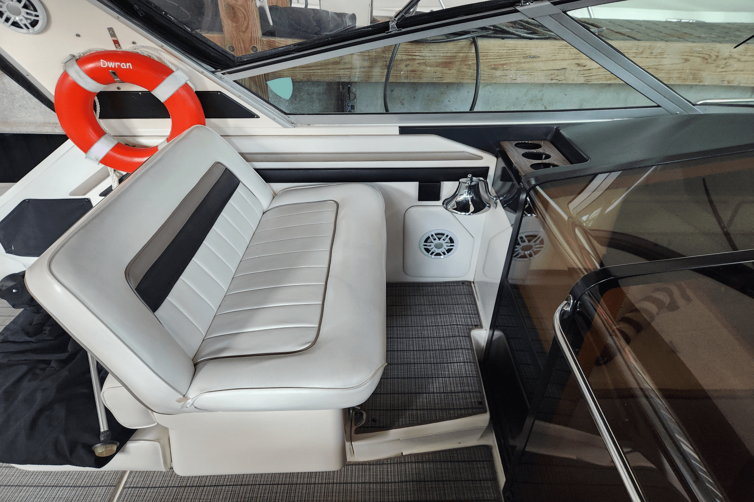 Slide: The Image of Sea Ray 400 EXPRESS 1993 - 22