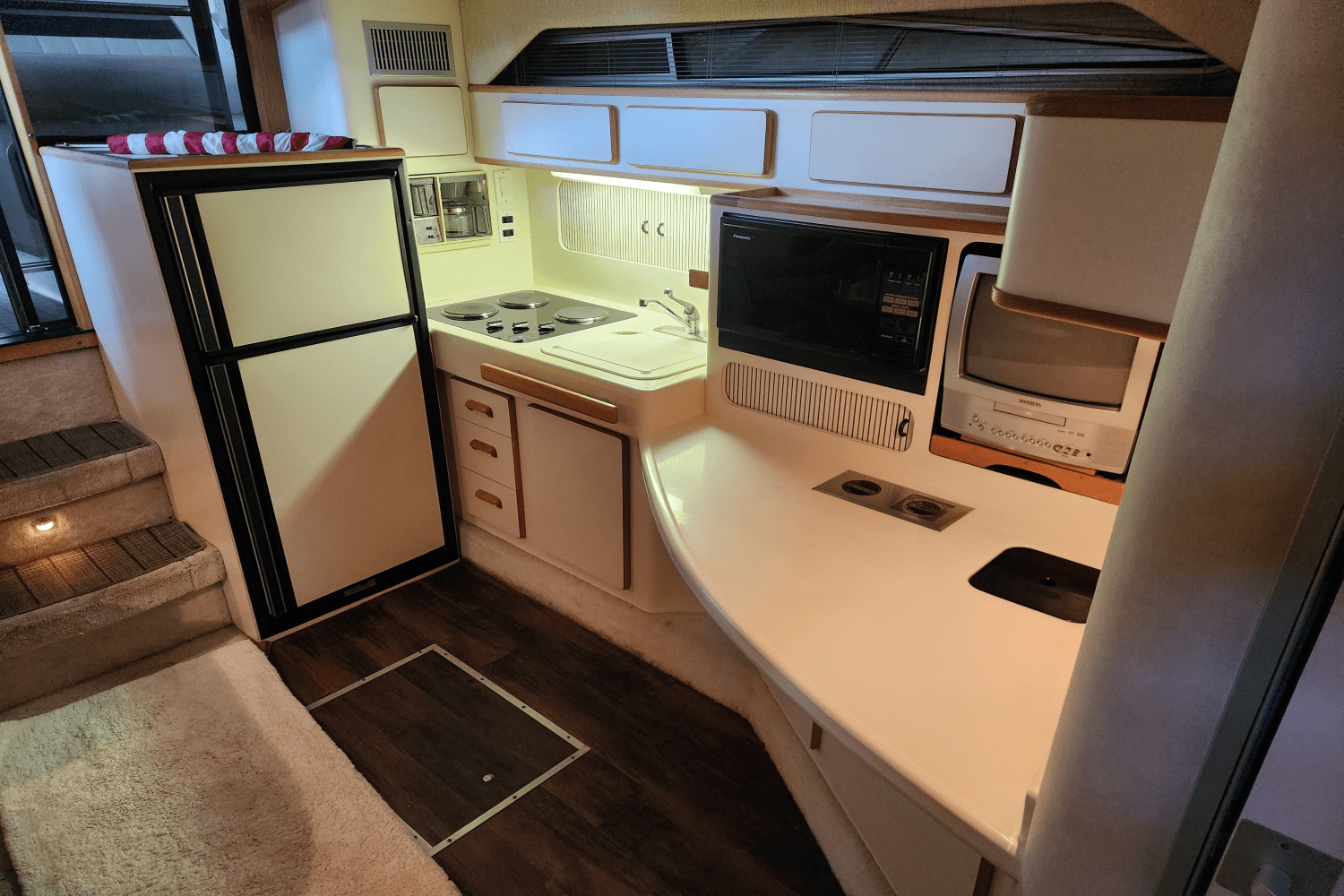 Slide: The Image of Sea Ray 400 EXPRESS 1993 - 23