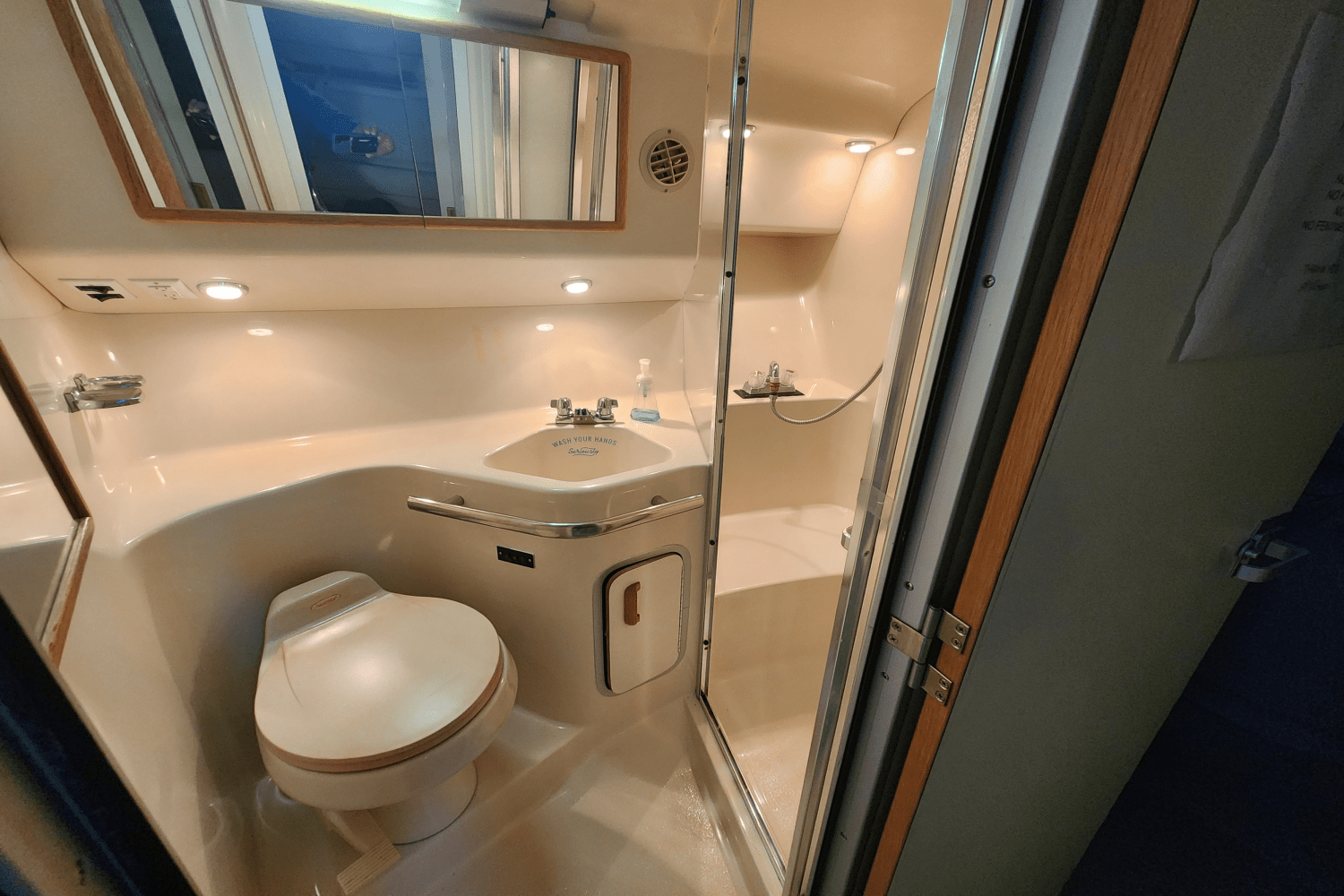 Slide: The Image of Sea Ray 400 EXPRESS 1993 - 30