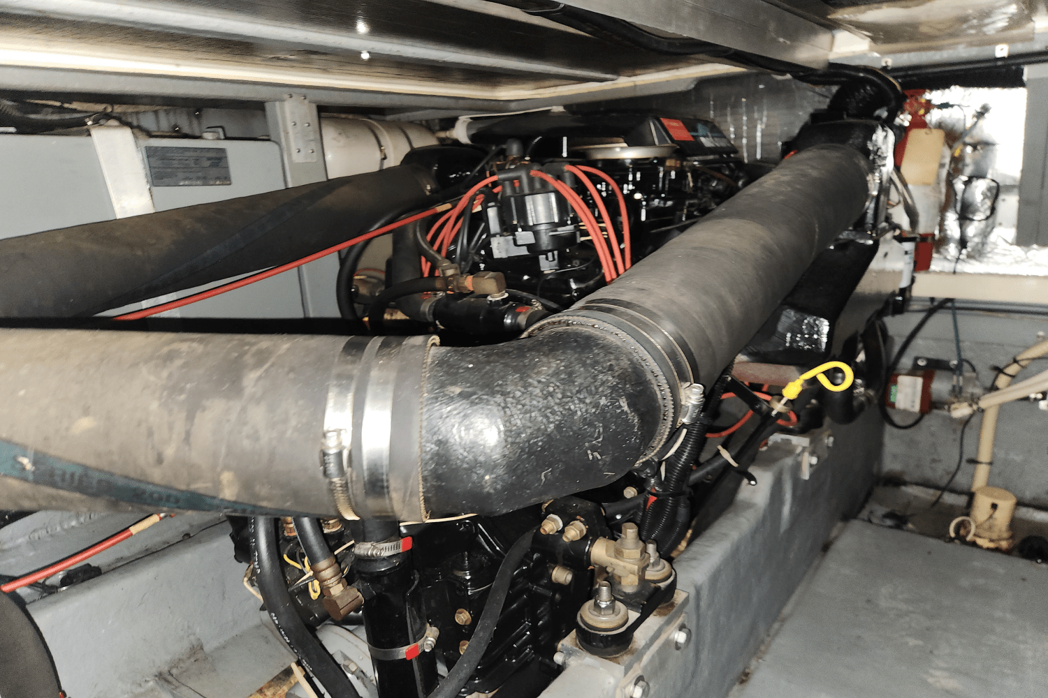 Slide: The Image of Sea Ray 400 EXPRESS 1993 - 36