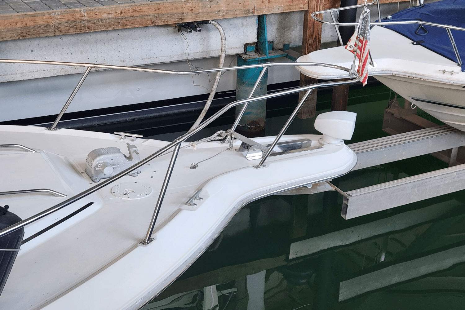 Slide: The Image of Sea Ray 400 EXPRESS 1993 - 4