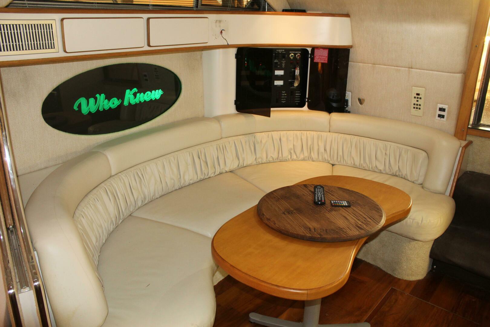 Slide: The Image of Sea Ray 400 Express Cruiser 1993 - 5291880