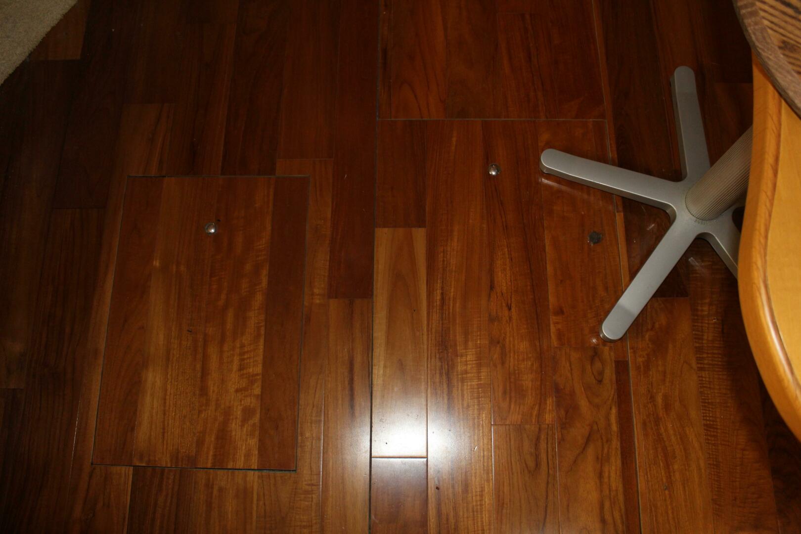 Slide: The Image of Sea Ray 400 Express Cruiser 1993 - 5291898