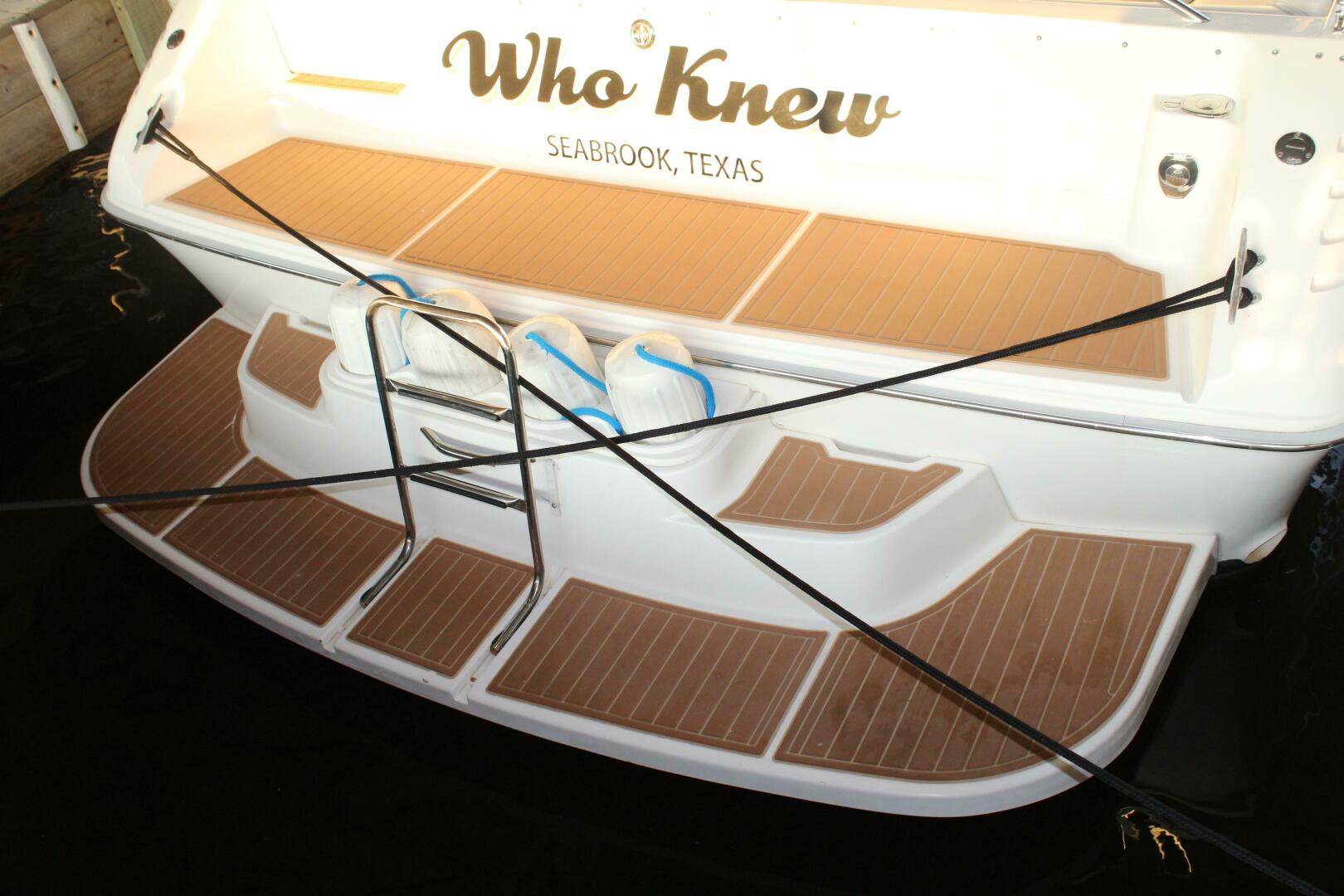 Slide: The Image of Sea Ray 400 Express Cruiser 1993 - 5291913