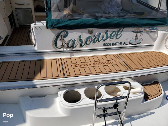Slide: The Image of Sea Ray 400 Express Cruiser 1994 - 12318623