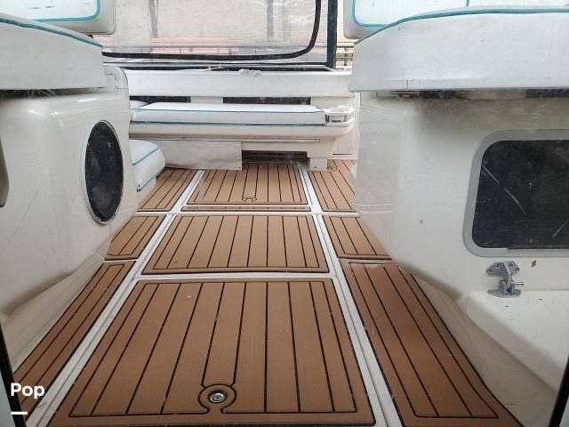 Slide: The Image of Sea Ray 400 Express Cruiser 1994 - 12318629