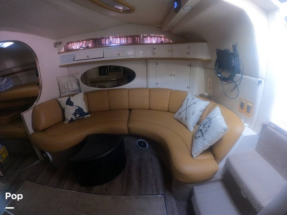 Slide: The Image of Sea Ray 400 Express Cruiser 1997 - 47