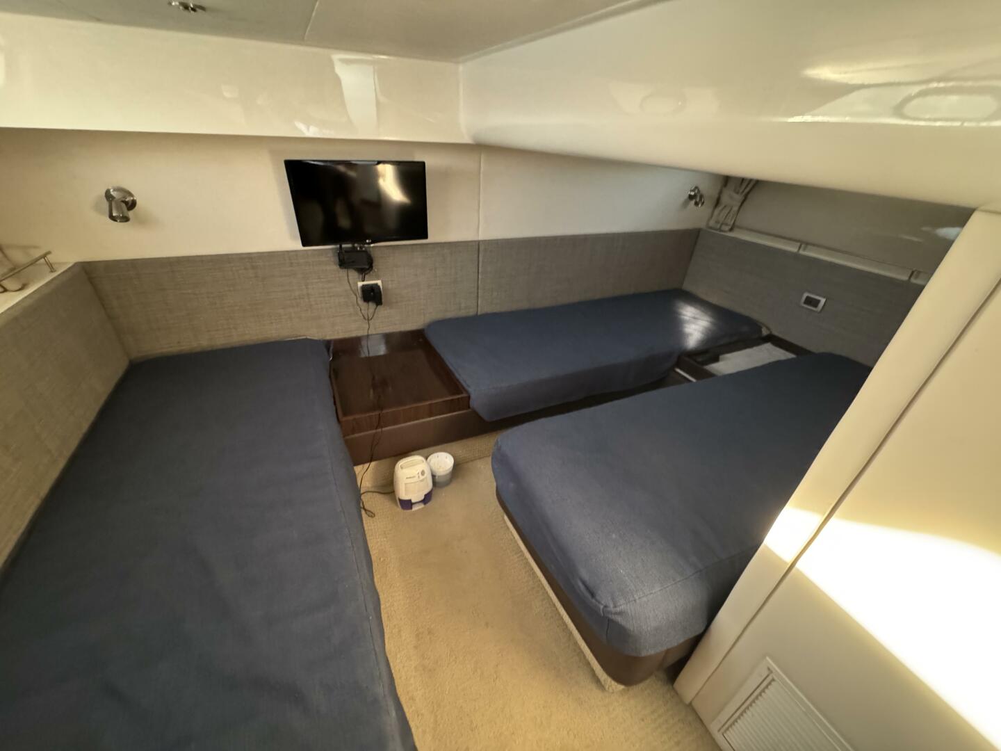 Slide: The Image of Aft_guest_cabin - 5139315