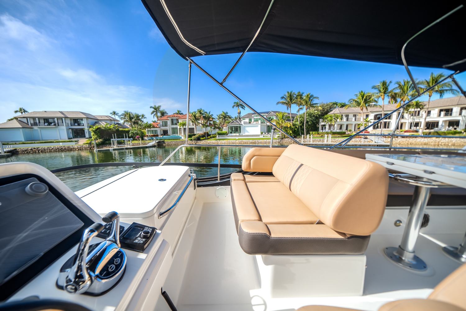 Slide: The Image of Sea Ray 400 FLY 2017 - 39