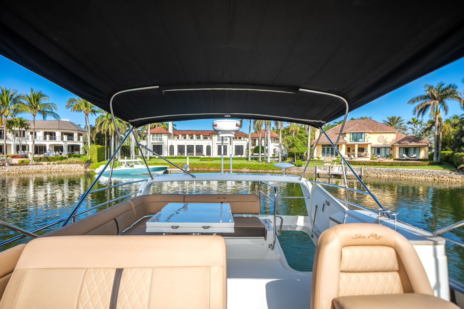 Slide: The Image of Sea Ray 400 FLY 2017 - 40