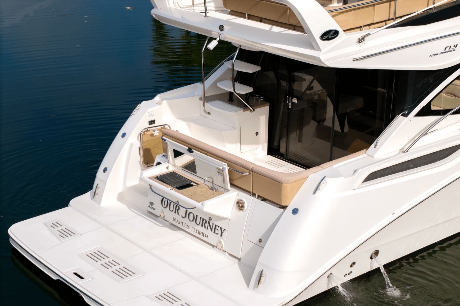 Slide: The Image of Sea Ray 400 FLY 2017 - 7