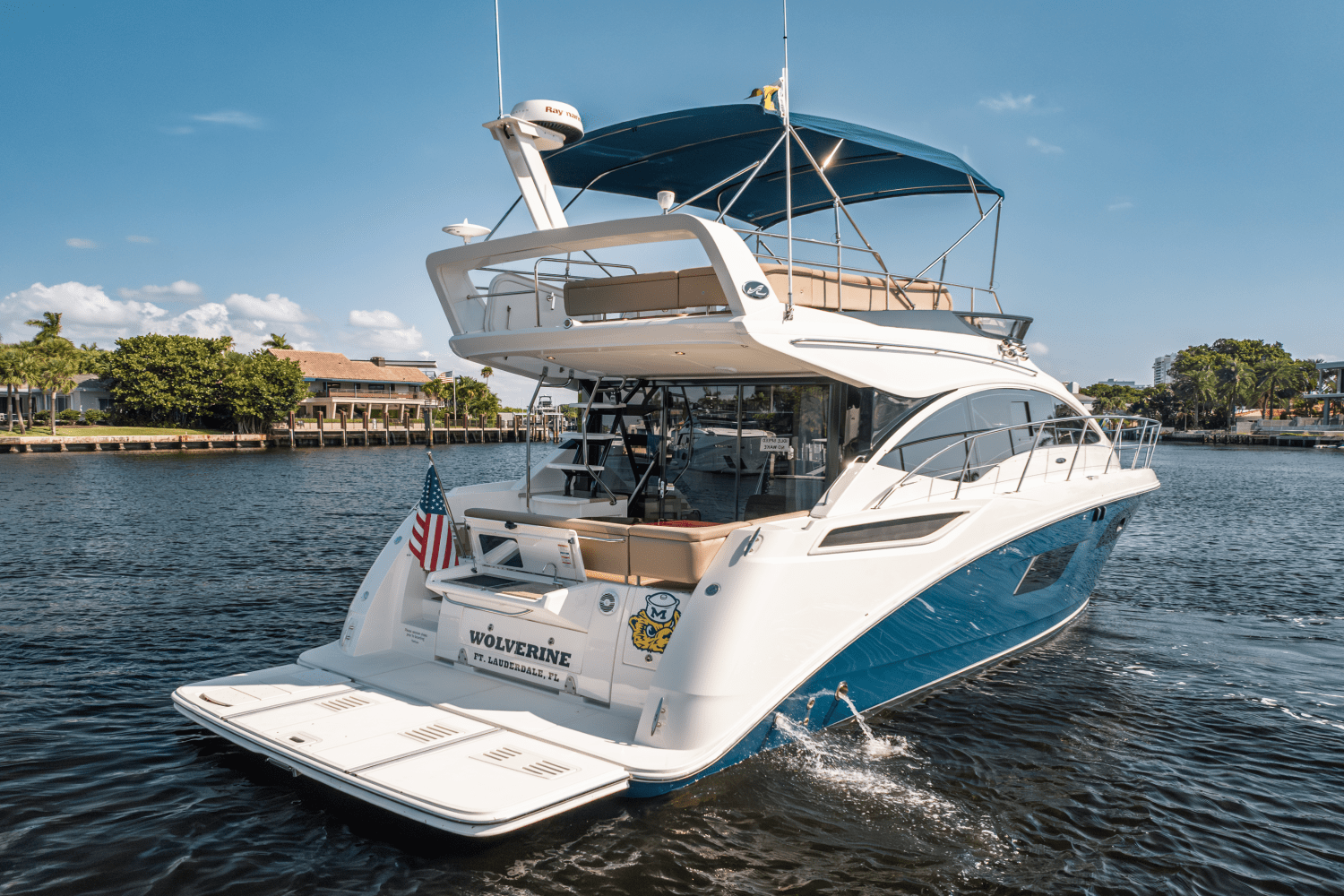 Slide: The Image of Sea Ray 400 FLY 2018 - 10