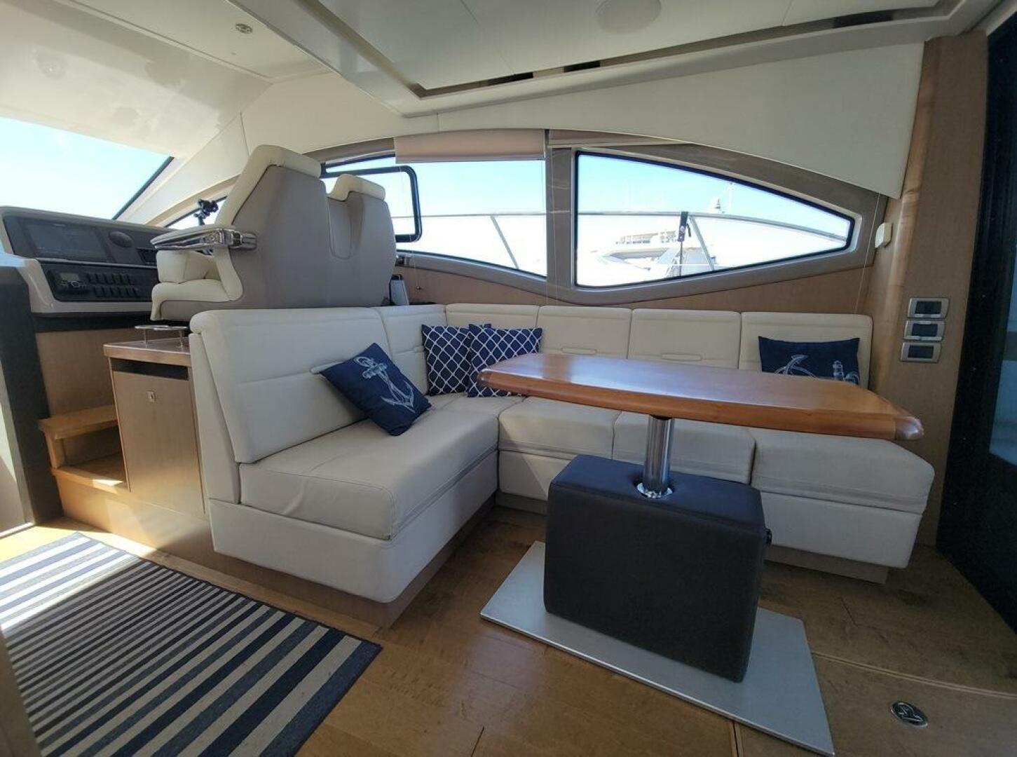 Slide: The Image of Sea Ray 400 Flybridge 2018 - 4827064