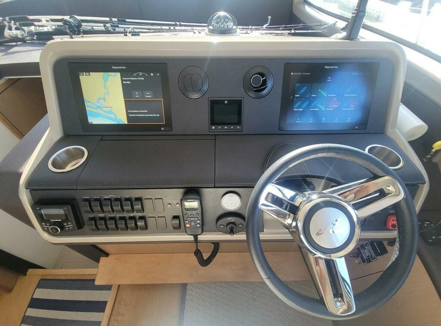 Slide: The Image of Sea Ray 400 Flybridge 2018 - 4827067