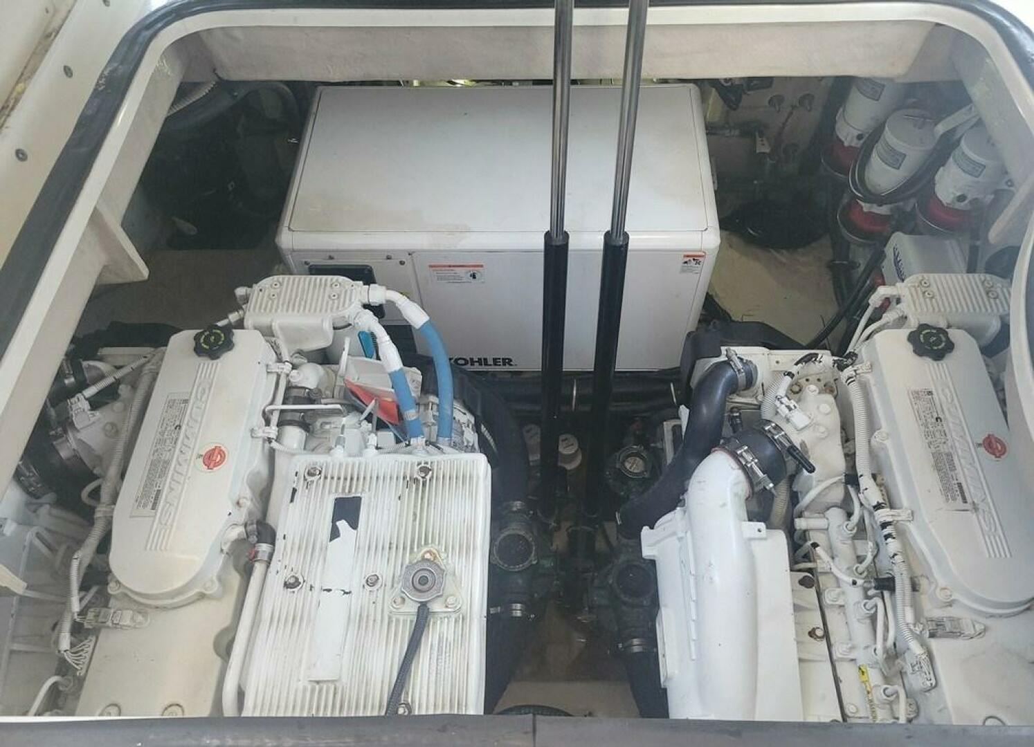 Slide: The Image of Sea Ray 400 Flybridge 2018 - 4827078