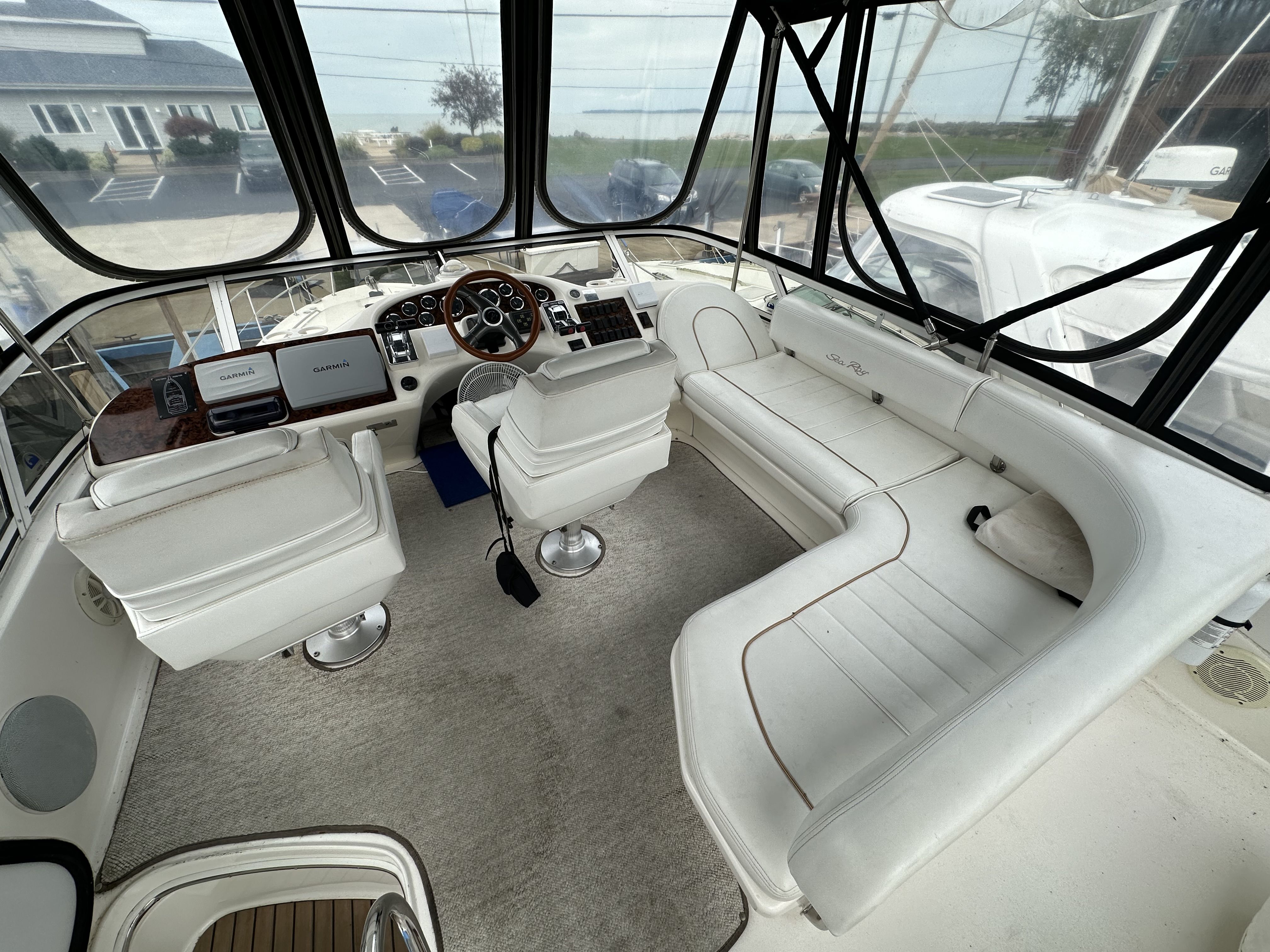 Slide: The Image of Sea Ray 400 SEDANBRIDGE 1997 - 13