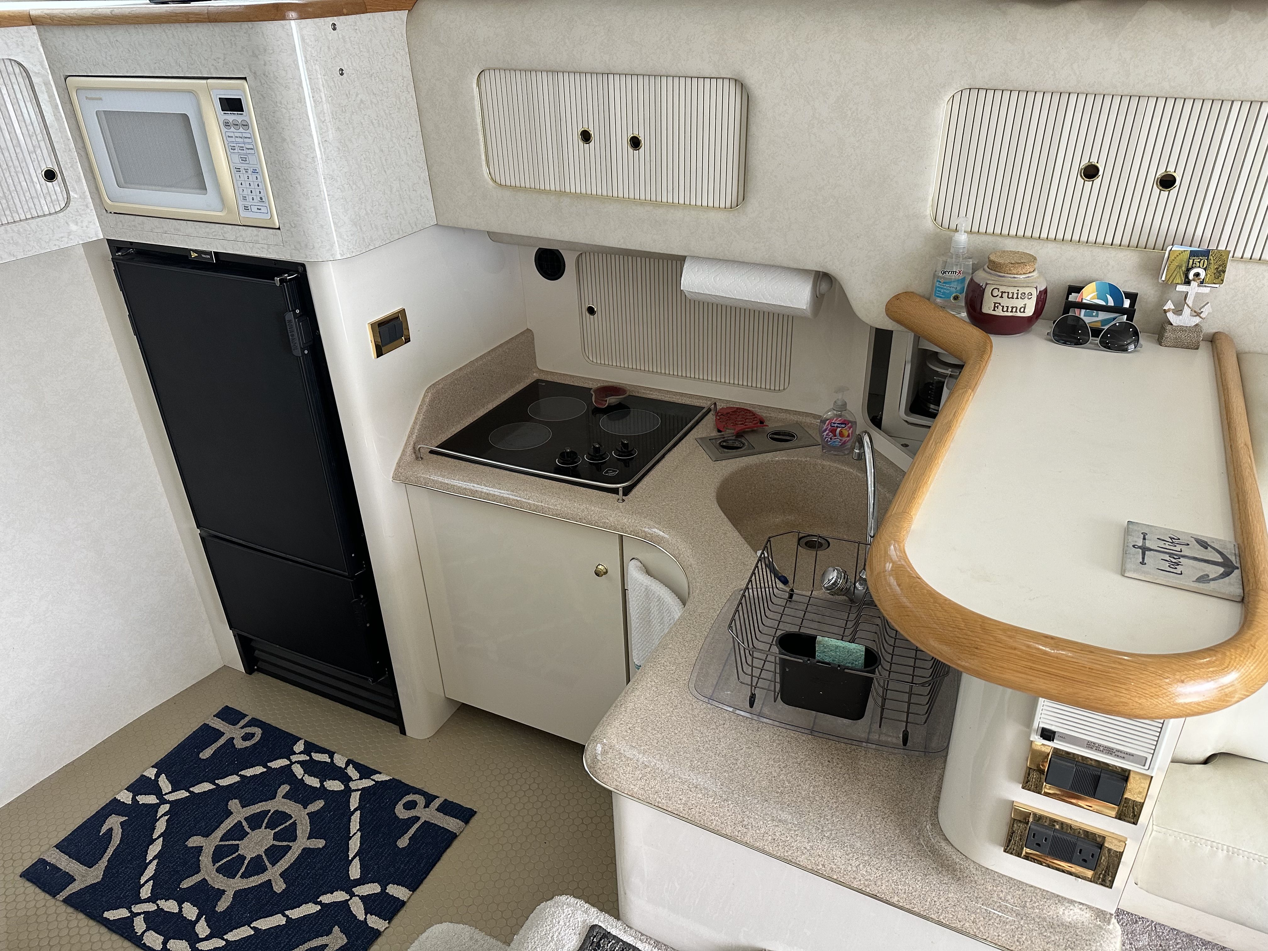 Slide: The Image of Sea Ray 400 SEDANBRIDGE 1997 - 22