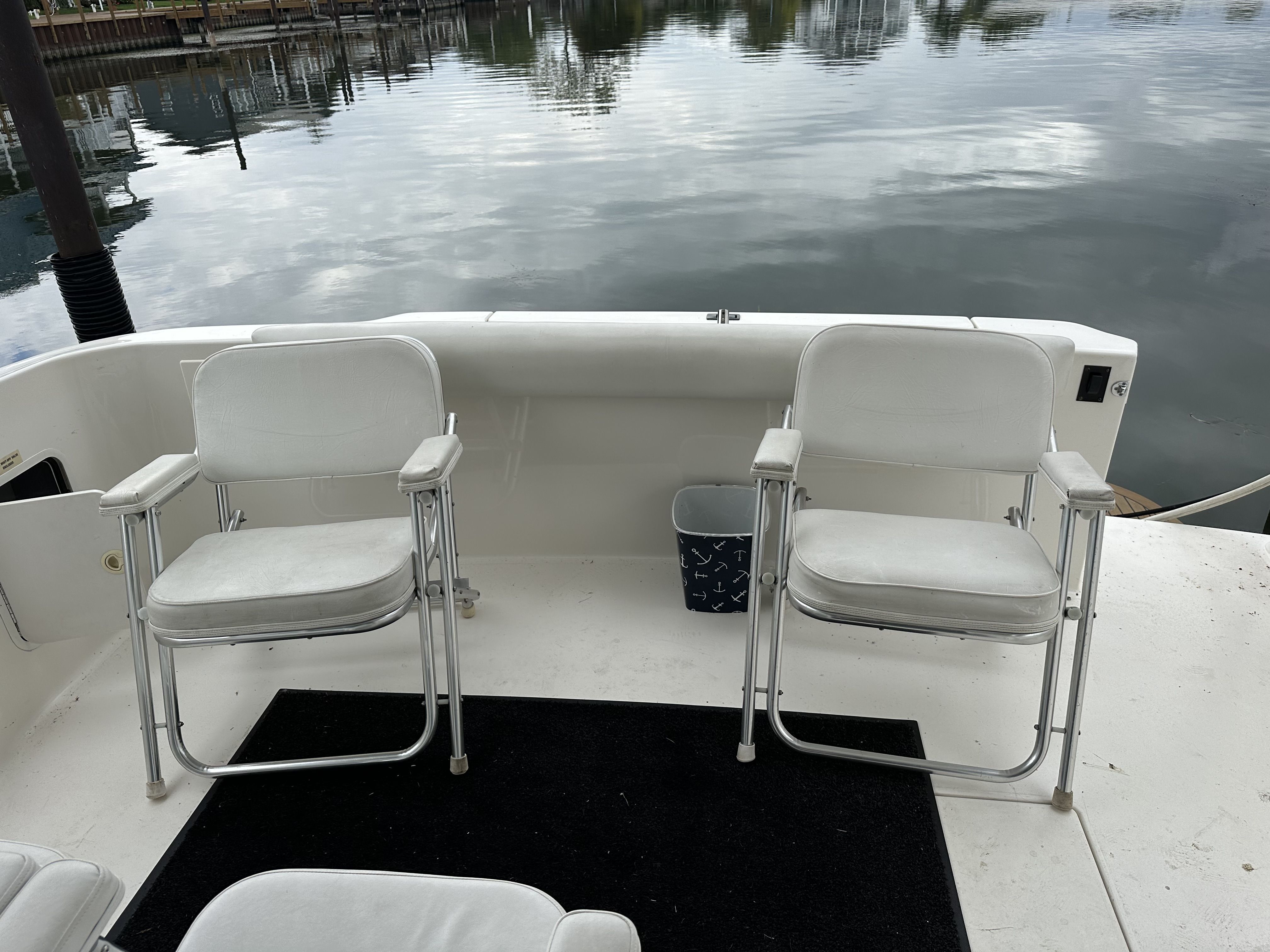 Slide: The Image of Sea Ray 400 SEDANBRIDGE 1997 - 26