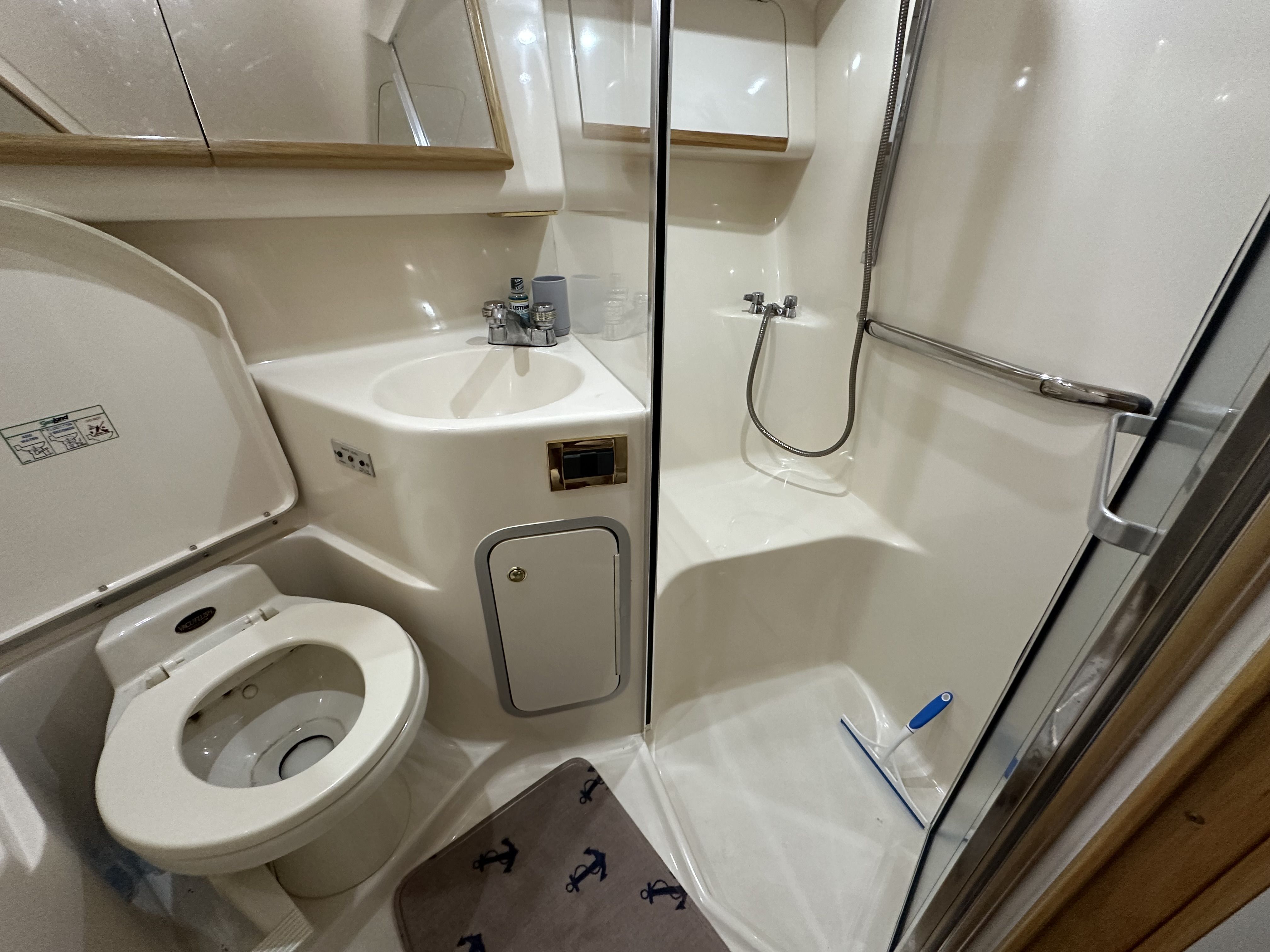 Slide: The Image of Sea Ray 400 SEDANBRIDGE 1997 - 27