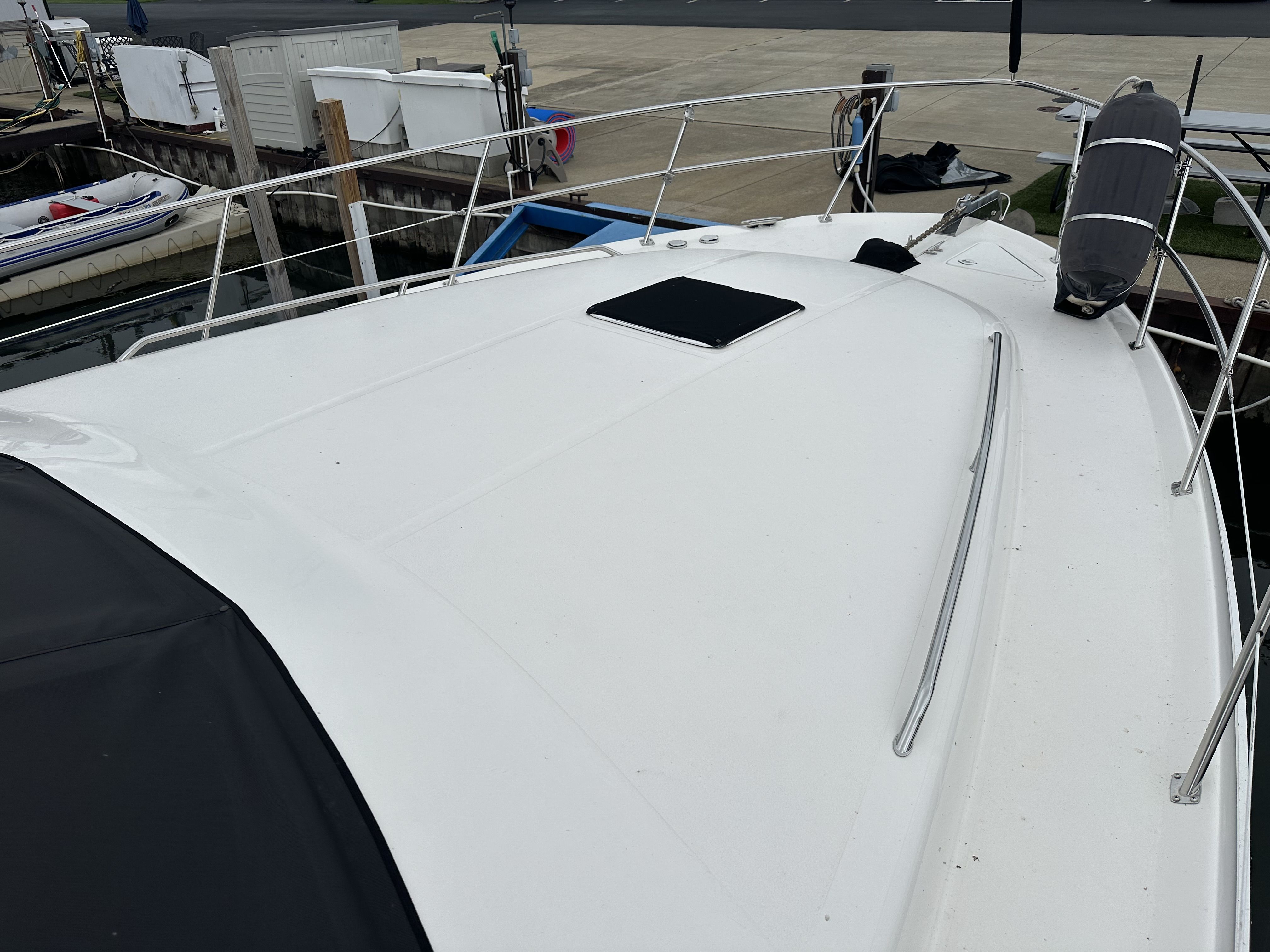 Slide: The Image of Sea Ray 400 SEDANBRIDGE 1997 - 7