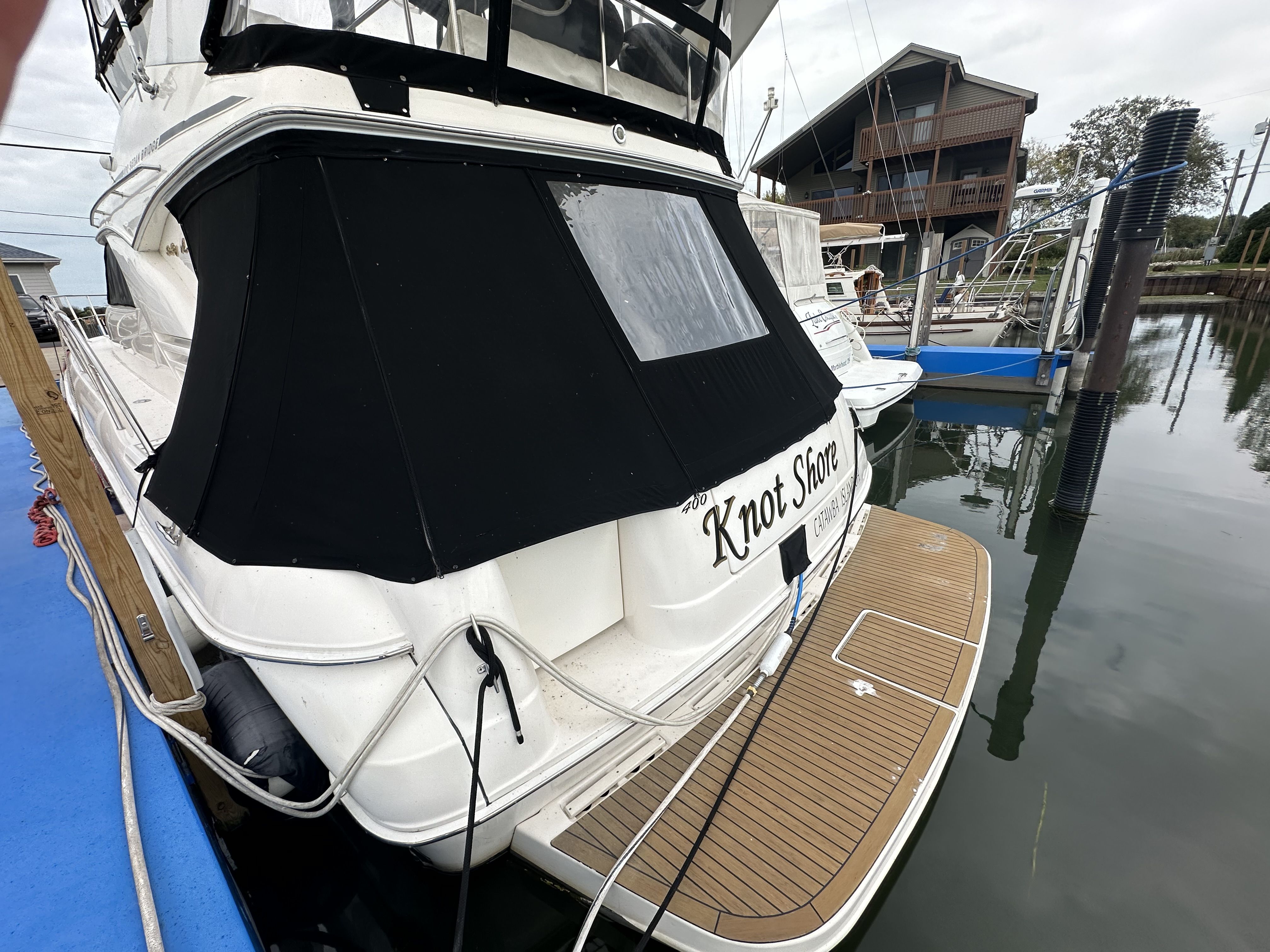 Slide: The Image of Sea Ray 400 SEDANBRIDGE 1997 - 9