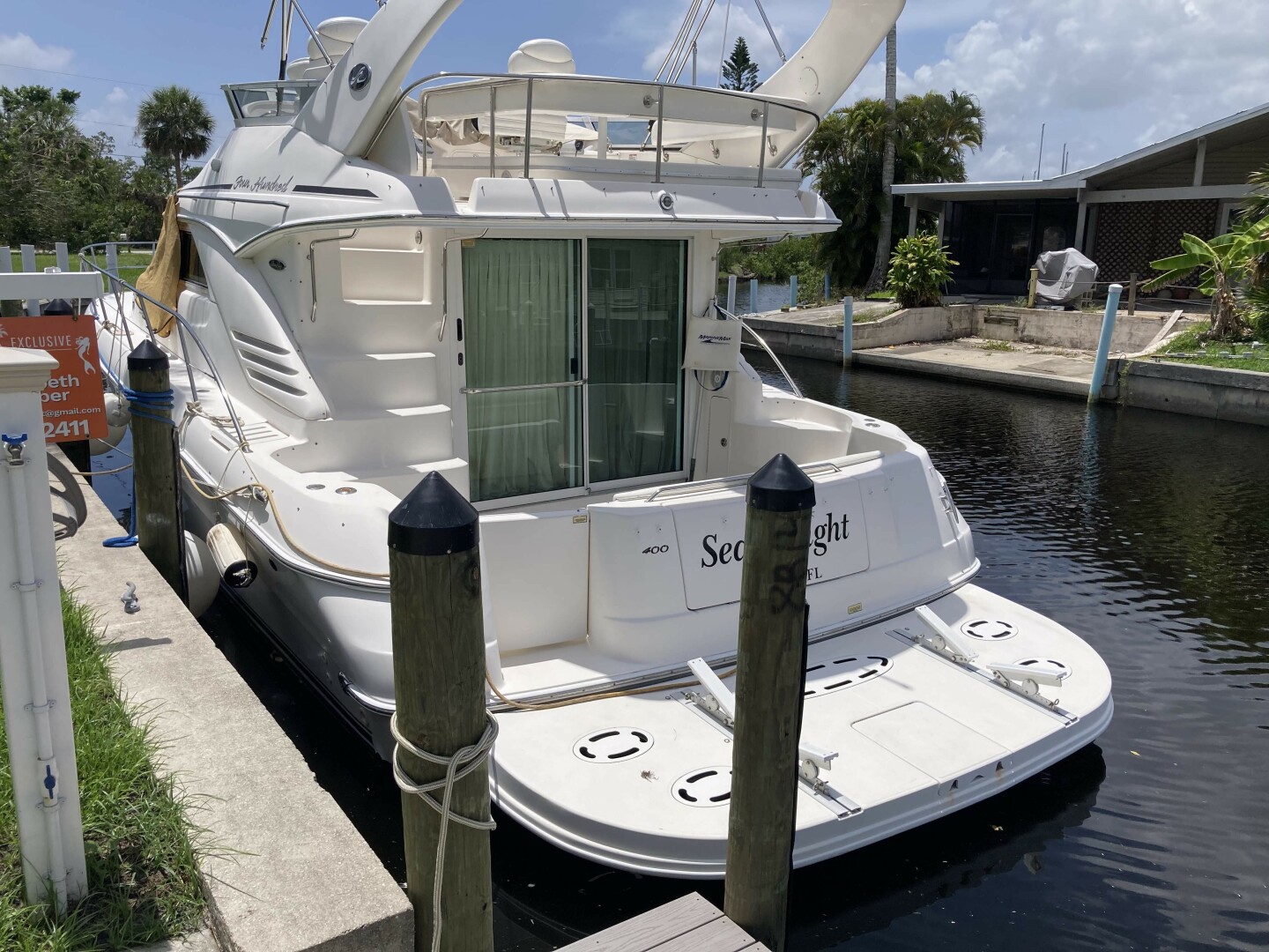 Slide: The Image of Sea Ray 400 Sedan Bridge 2004 - 5410731