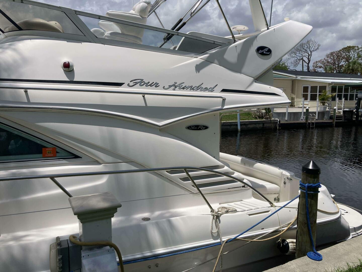 Slide: The Image of Sea Ray 400 Sedan Bridge 2004 - 5410758
