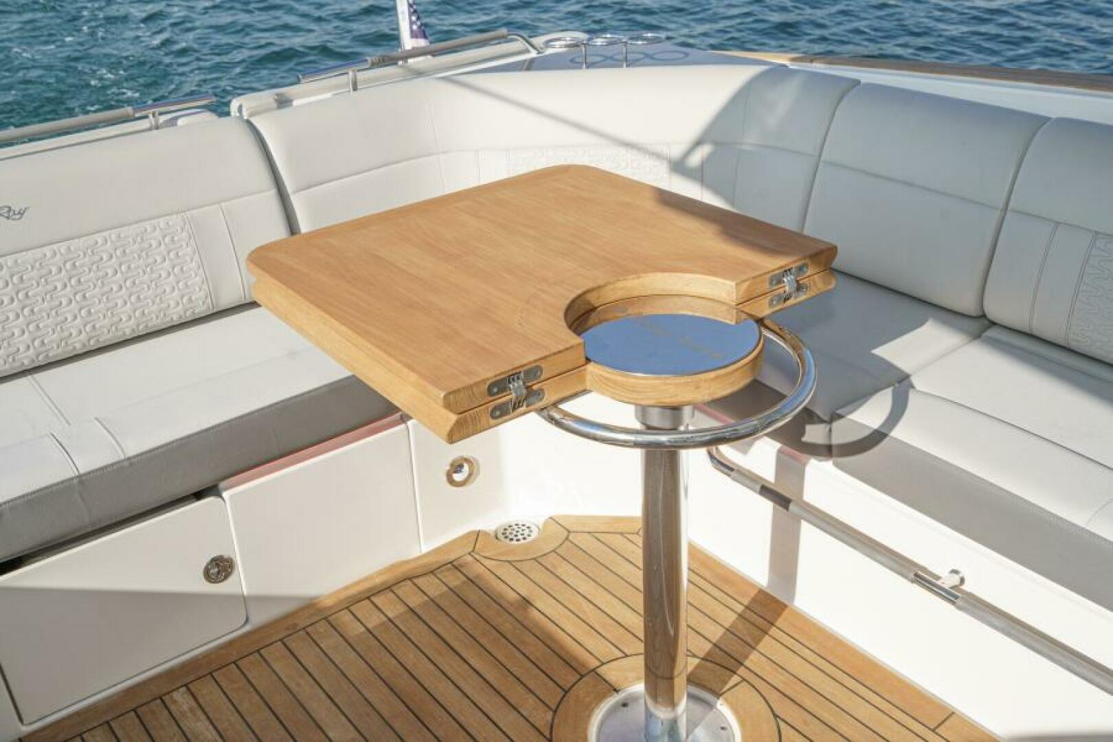 Slide: The Image of Sea Ray 400 SLX 2021 - 5163305