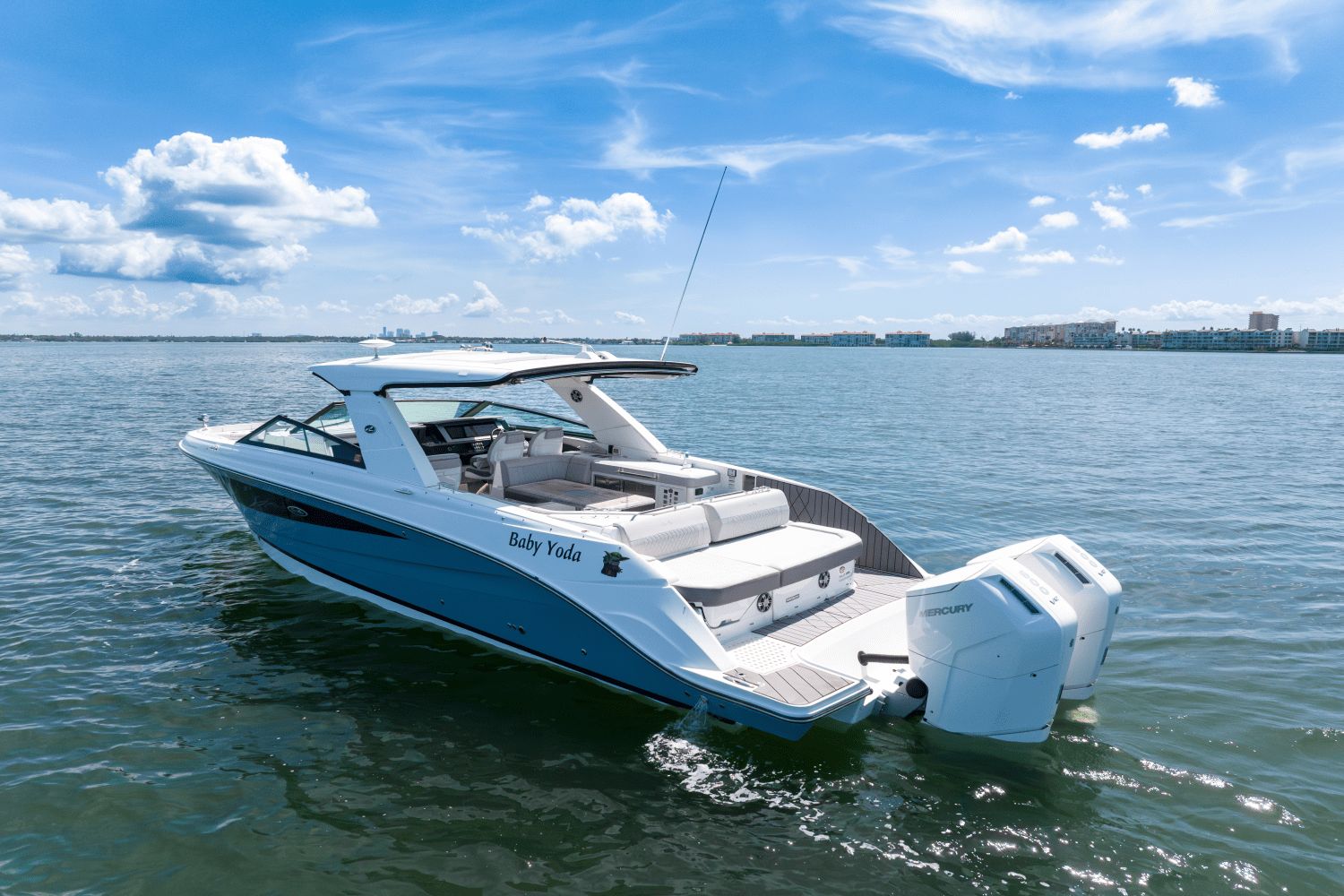 Slide: The Image of Sea Ray 400 SLX-OB 2023 - 5