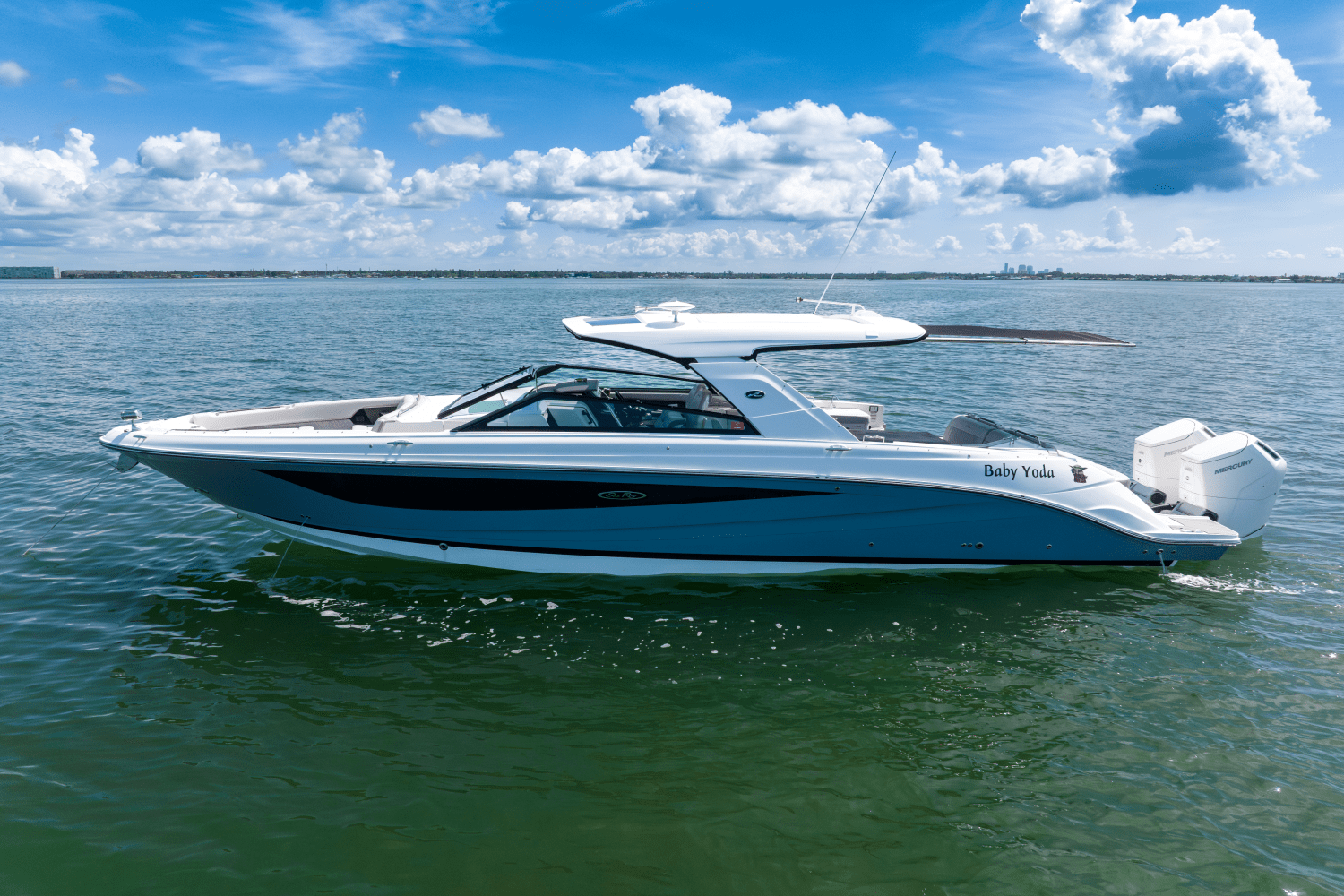 Slide: The Image of Sea Ray 400 SLX-OB 2023 - 9
