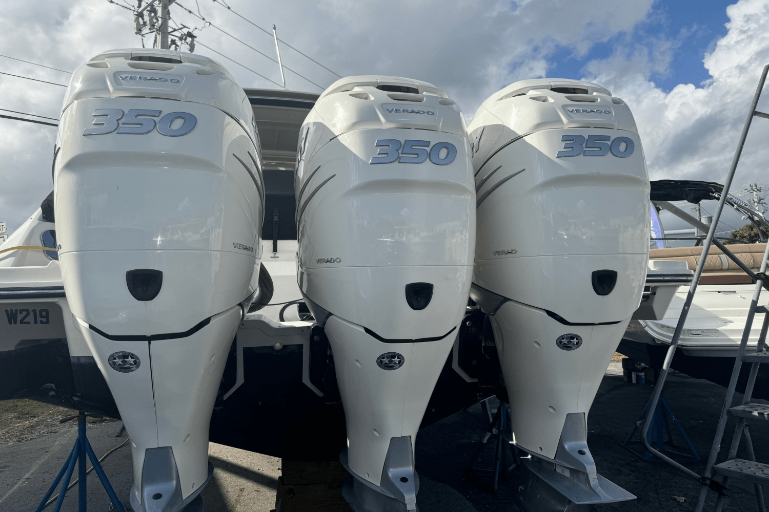 Slide: The Image of Sea Ray 400 SLX OB 2019 - 6