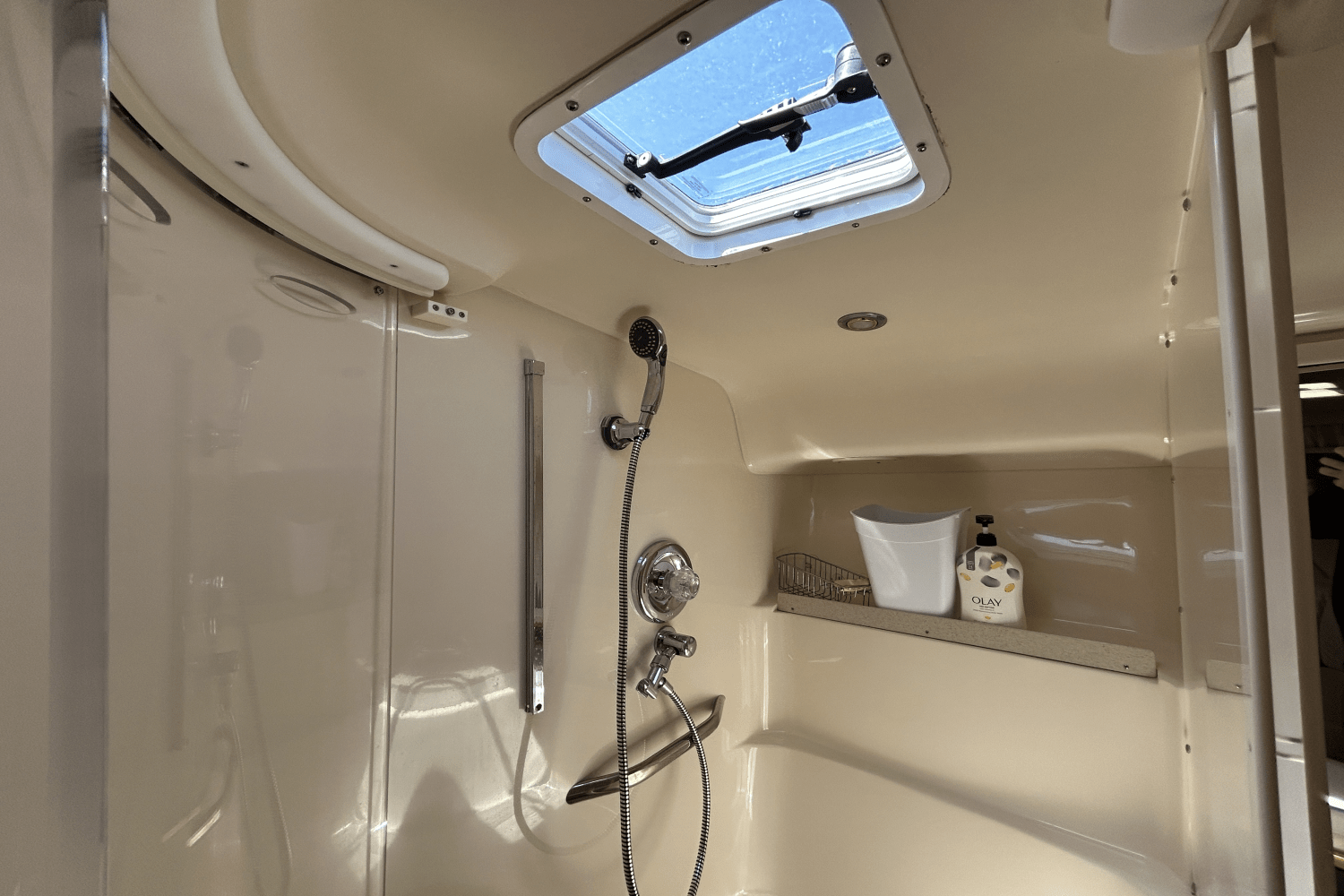 Slide: The Image of Sea Ray 400 SUNDANCER 1998 - 12