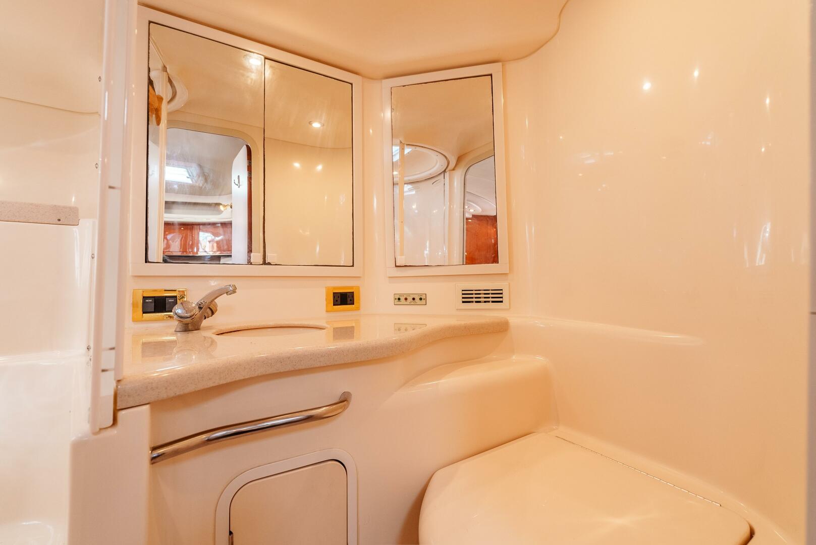 Slide: The Image of Sea Ray 400 Sundancer 1999 - 5086887