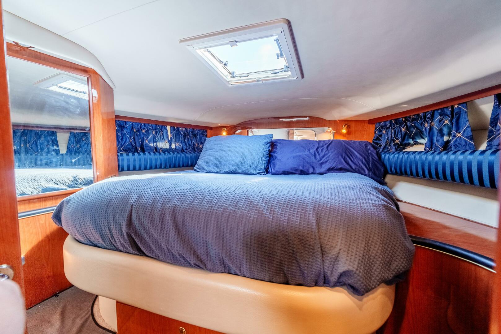 Slide: The Image of Sea Ray 400 Sundancer 1999 - 5086889