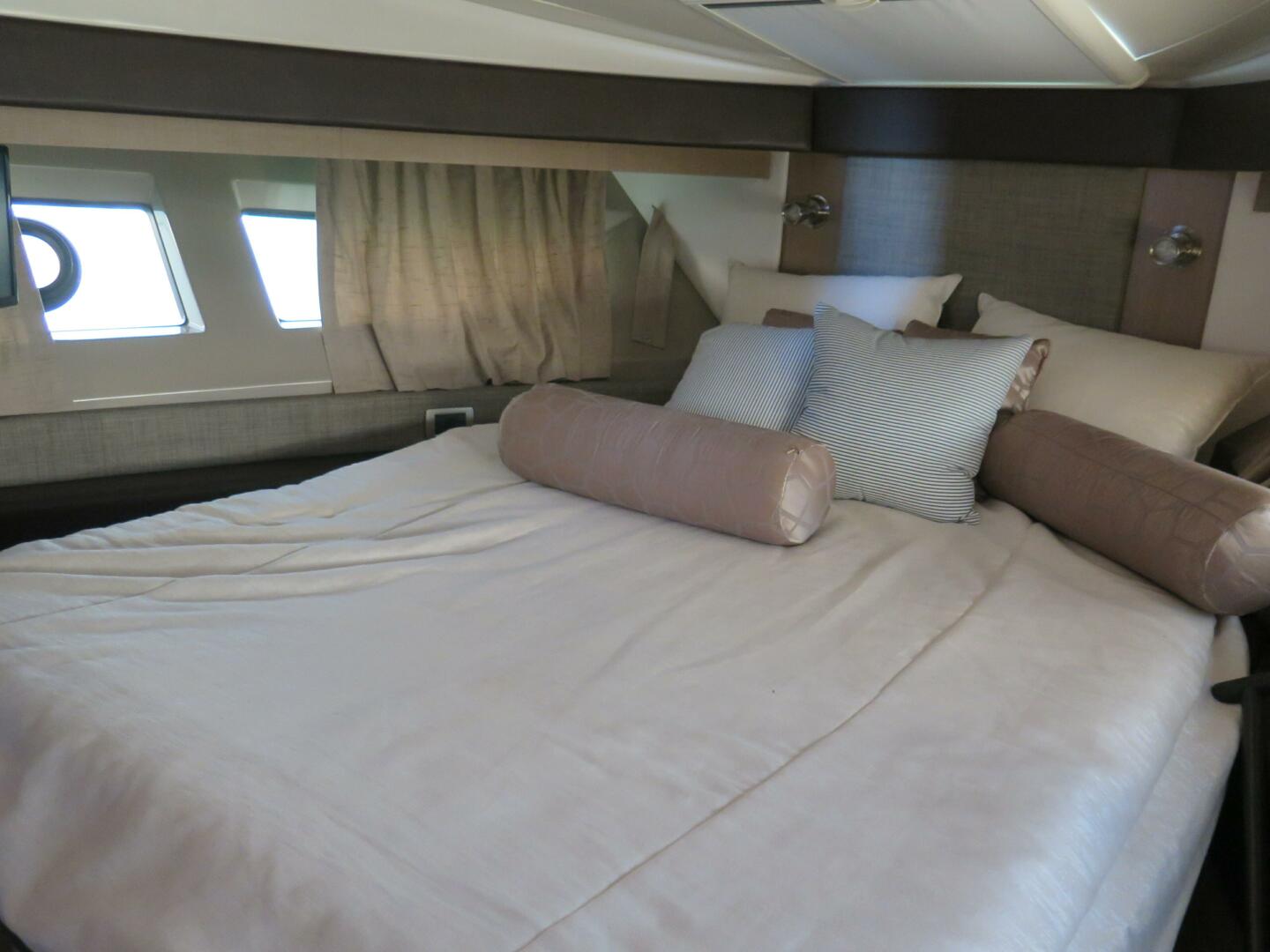 Slide: The Image of 2017 Sea Ray 400 Sundancer - DOUBLE DOWN - 2