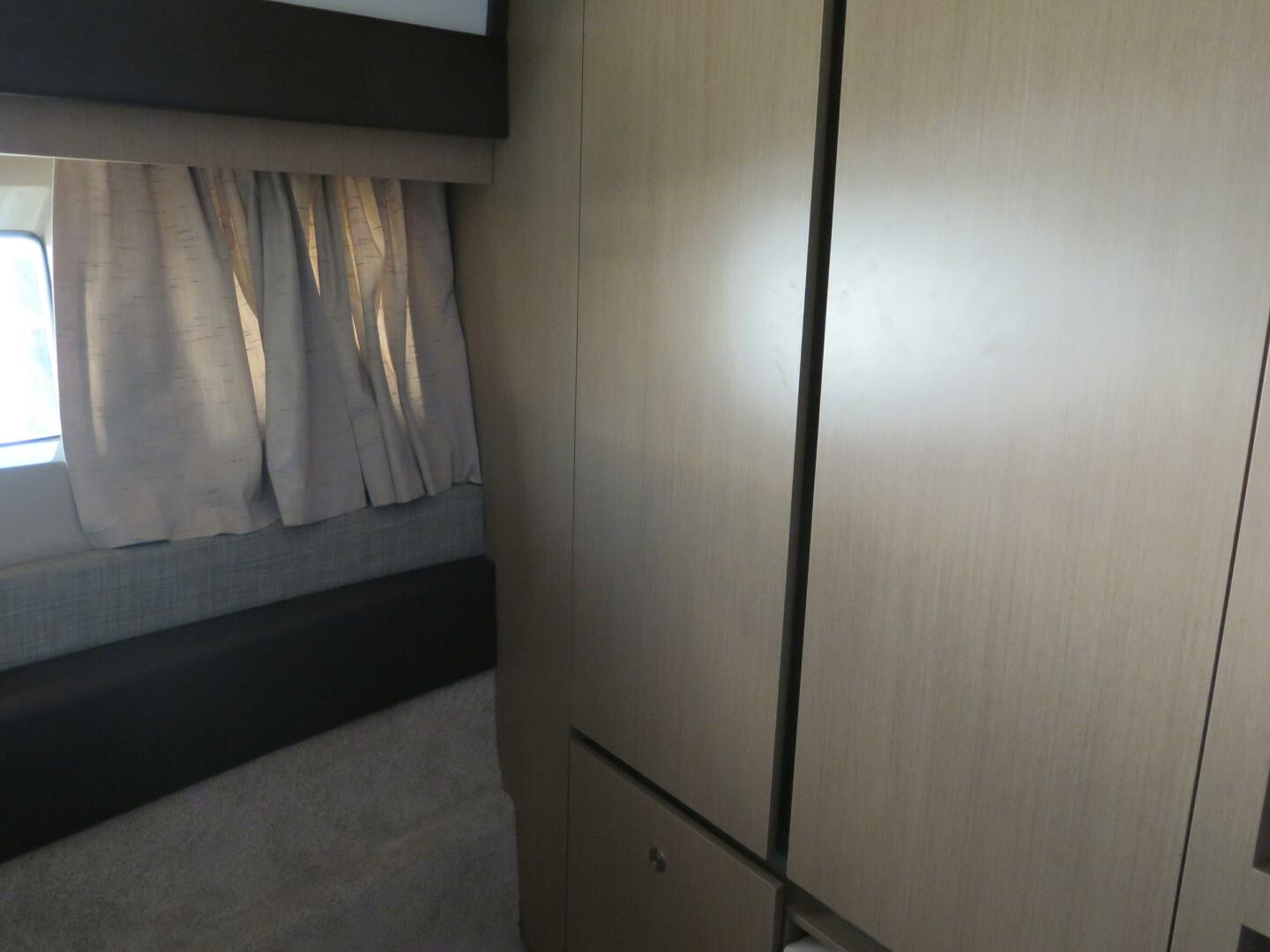 Slide: The Image of 2017 Sea Ray 400 Sundancer - DOUBLE DOWN - 21