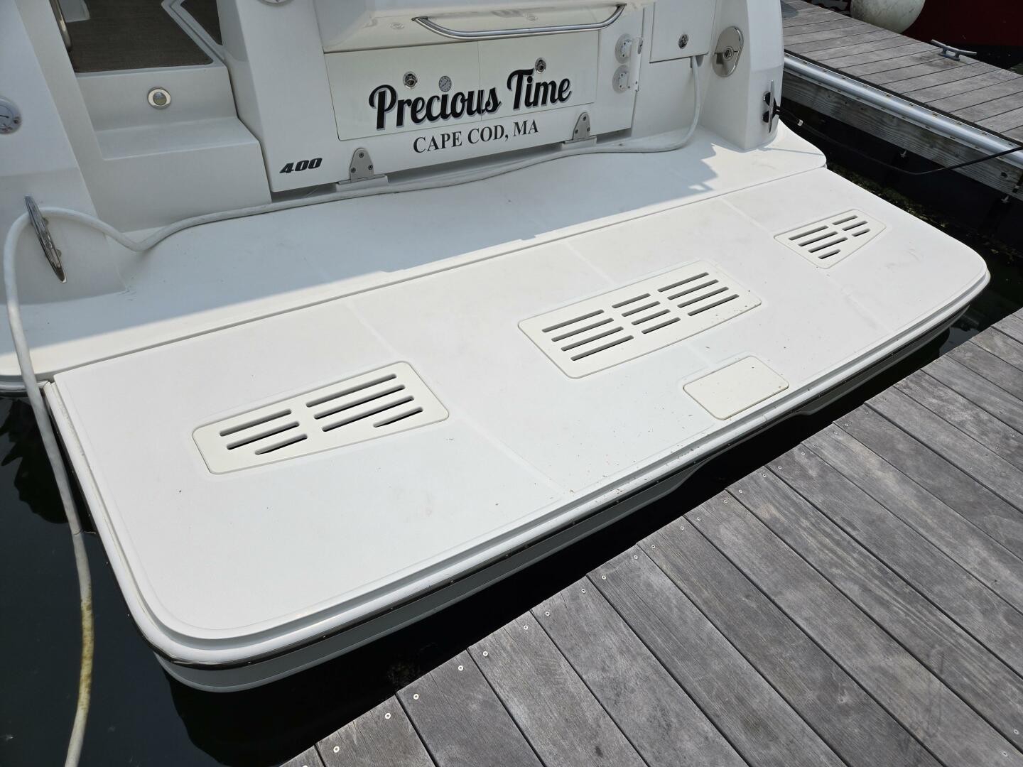 Slide: The Image of Sea Ray 400 Sundancer 2017 - 5368449