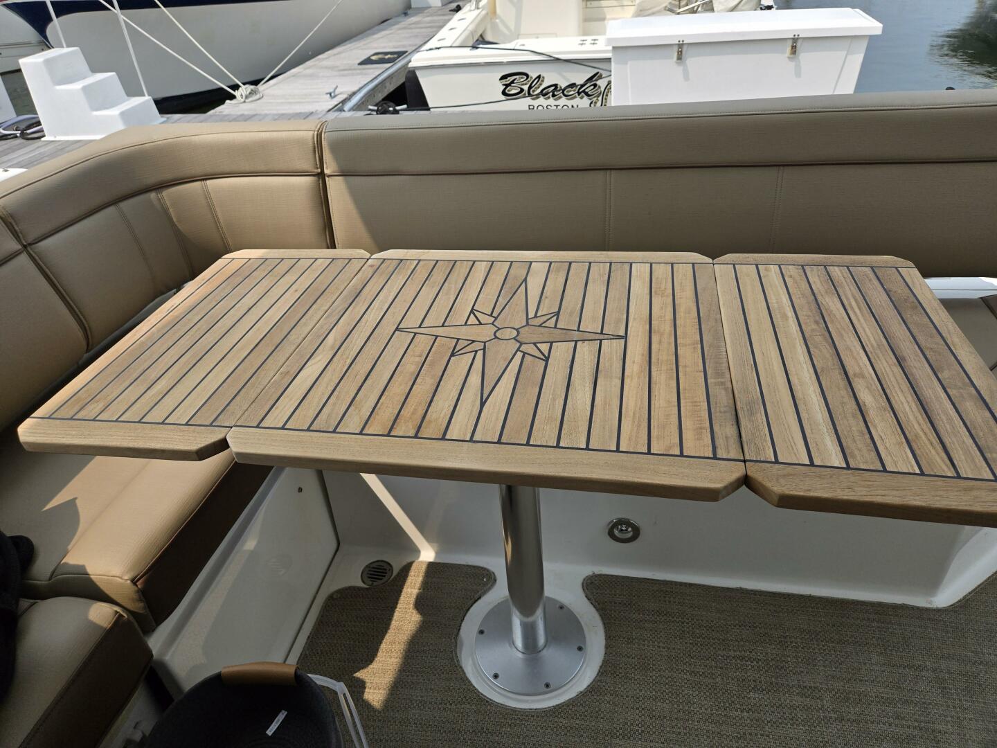 Slide: The Image of Sea Ray 400 Sundancer 2017 - 5368559
