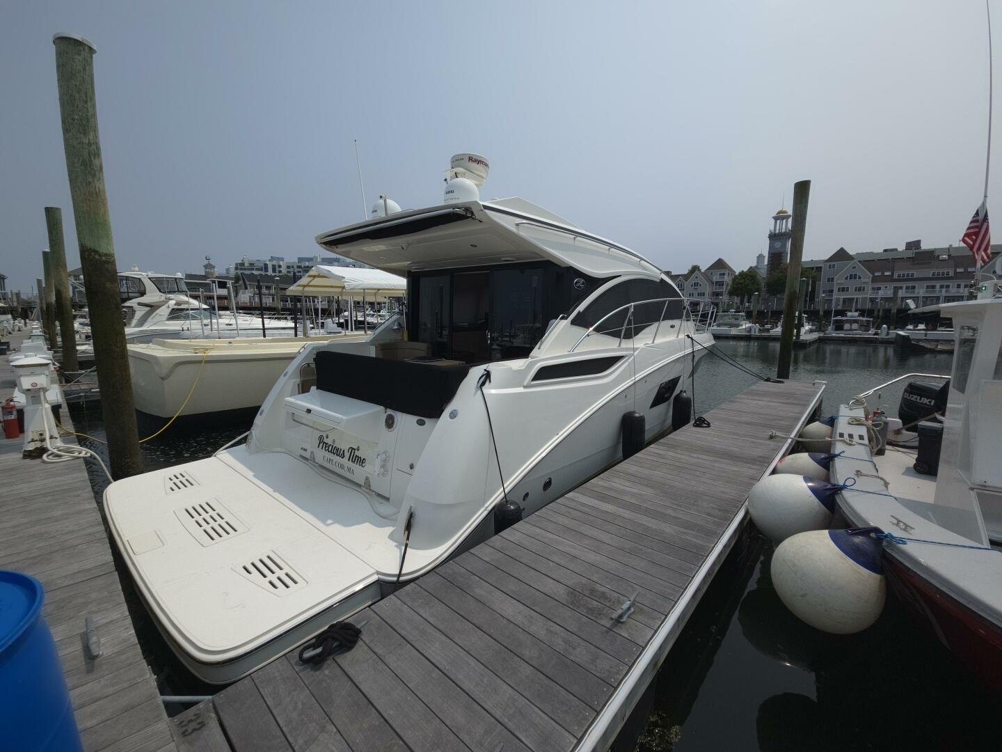 Slide: The Image of Sea Ray 400 Sundancer 2017 - 5368460